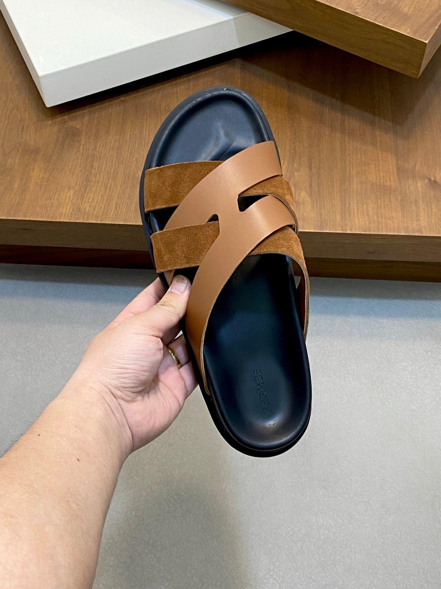 LuxluxHouse Best Quality Sandals Hermes