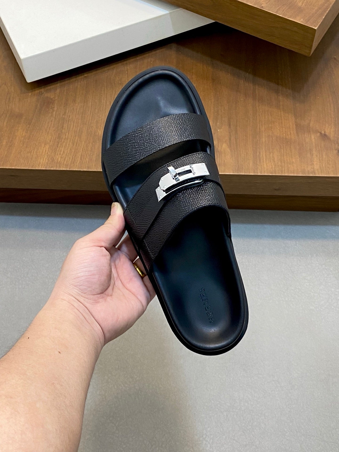 LuxluxHouse Best Quality Sandals Hermes