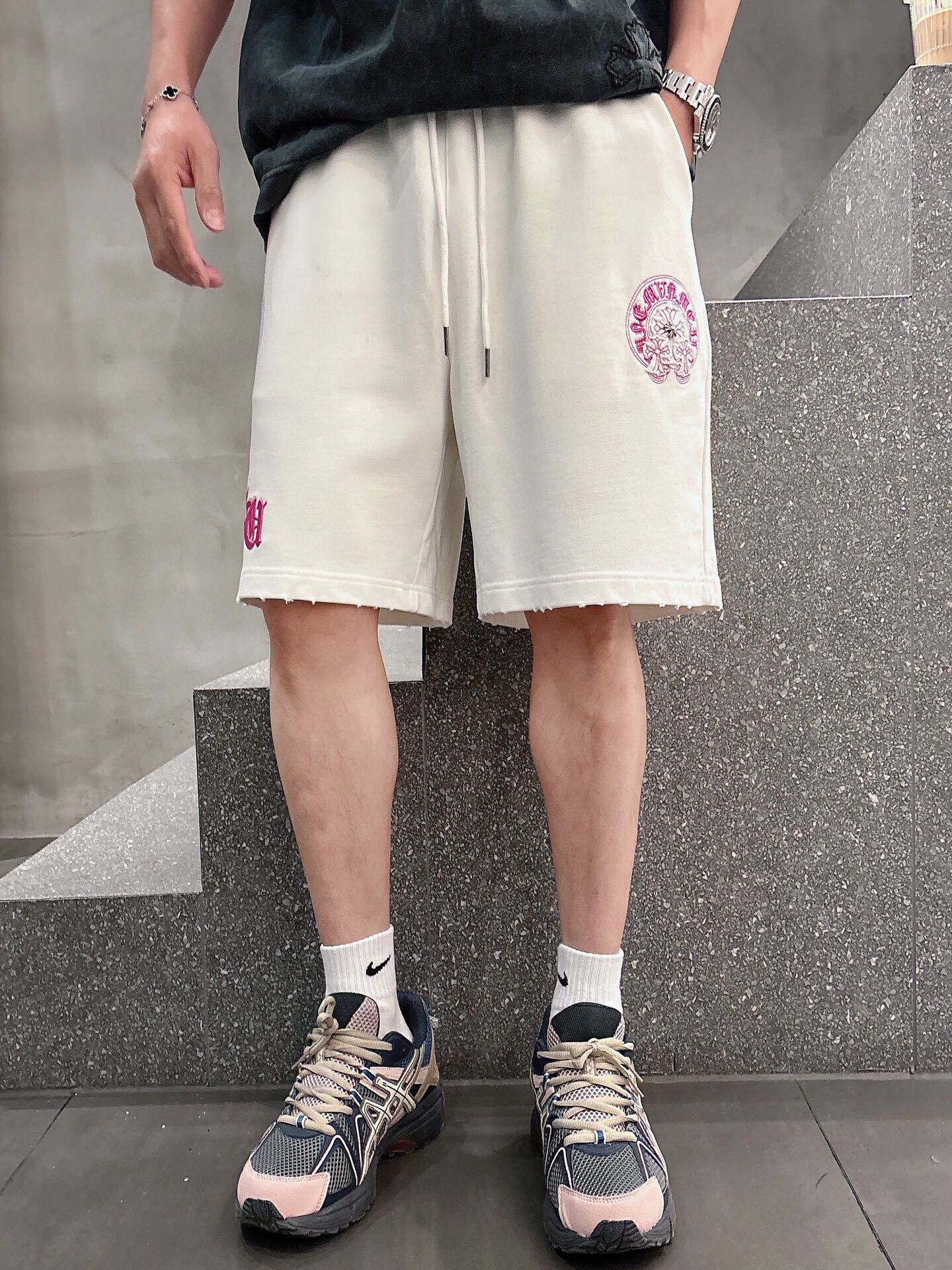 LuxluxHouse Best Quality Clothes Pants Chrome Hearts T-shirt