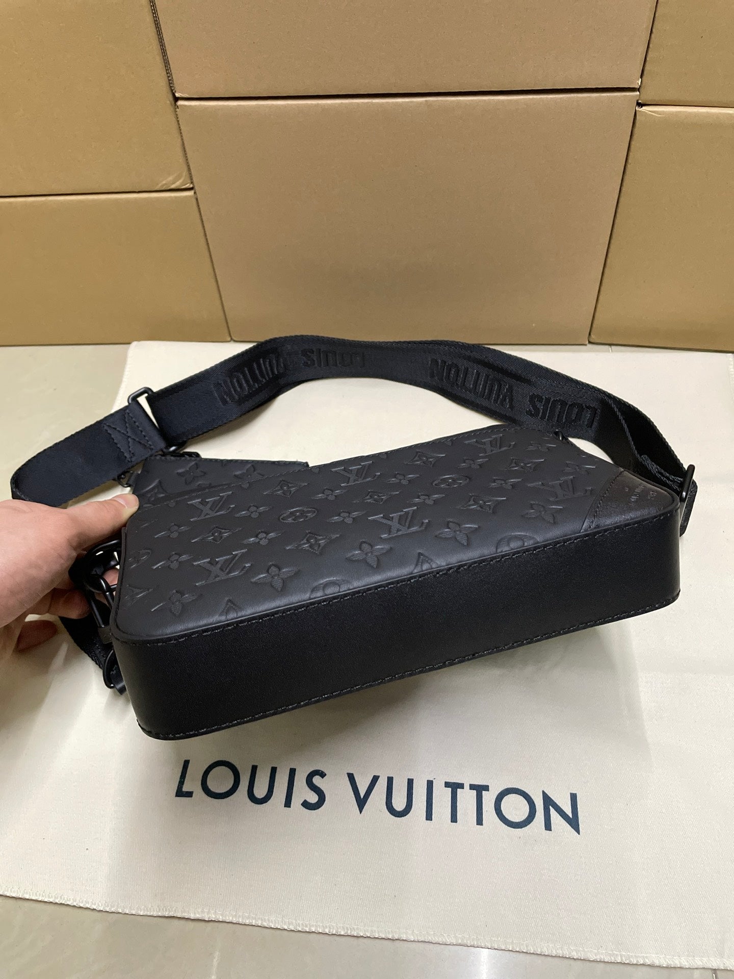 LuxluxHouse Best Quality Bags Louis Vuitton Women Men
