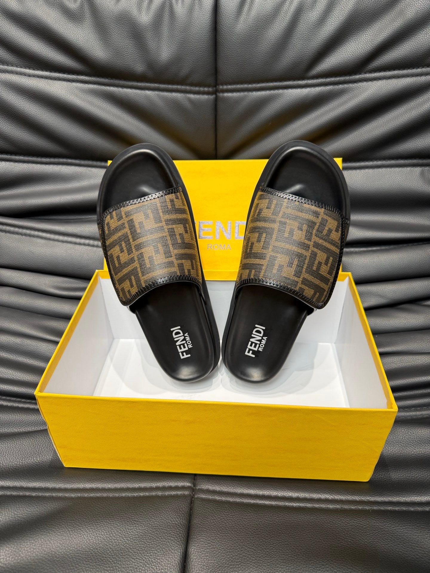 LuxluxHouse Best Quality Sandals Fendi