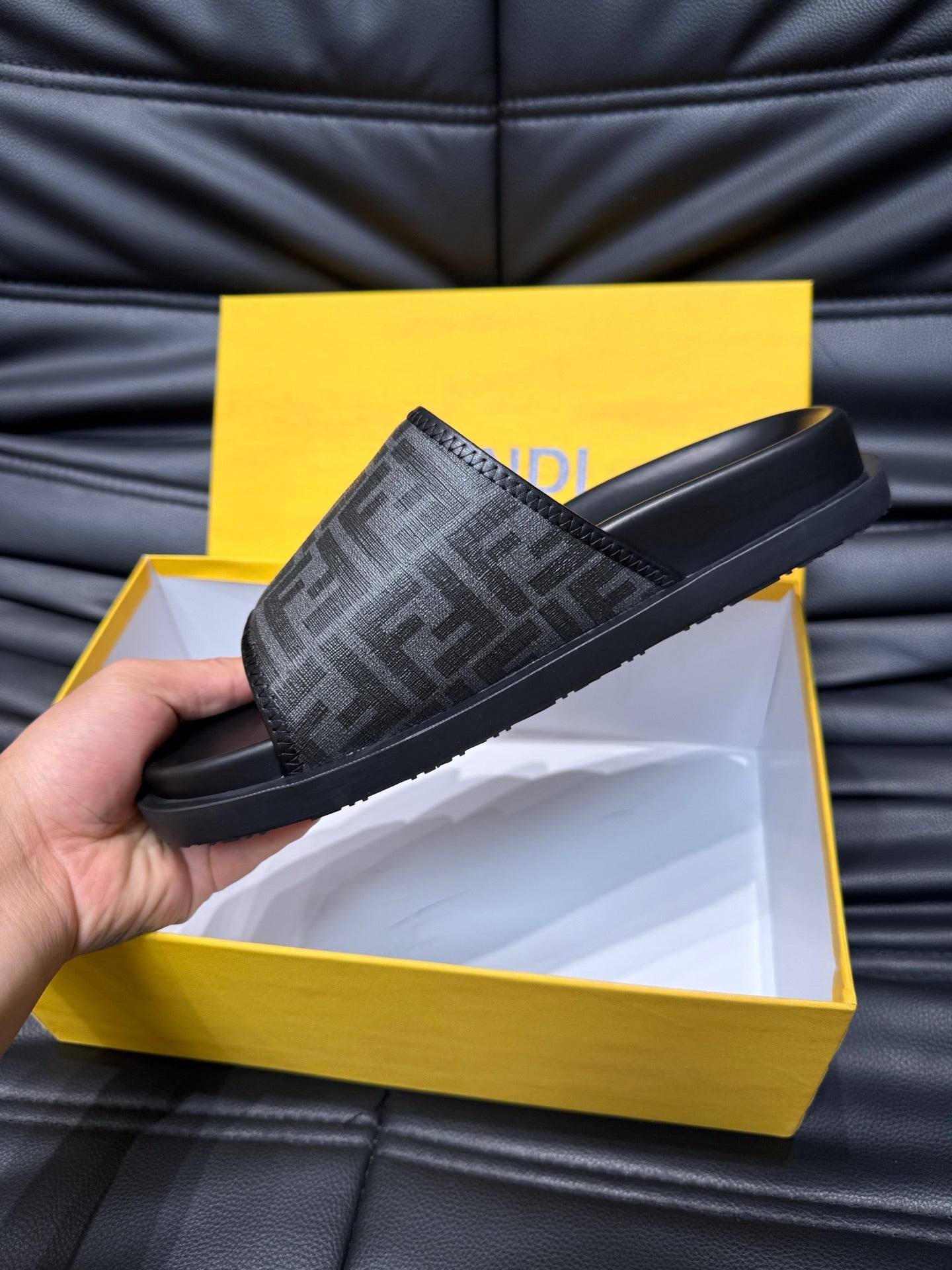 LuxluxHouse Best Quality Sandals Fendi