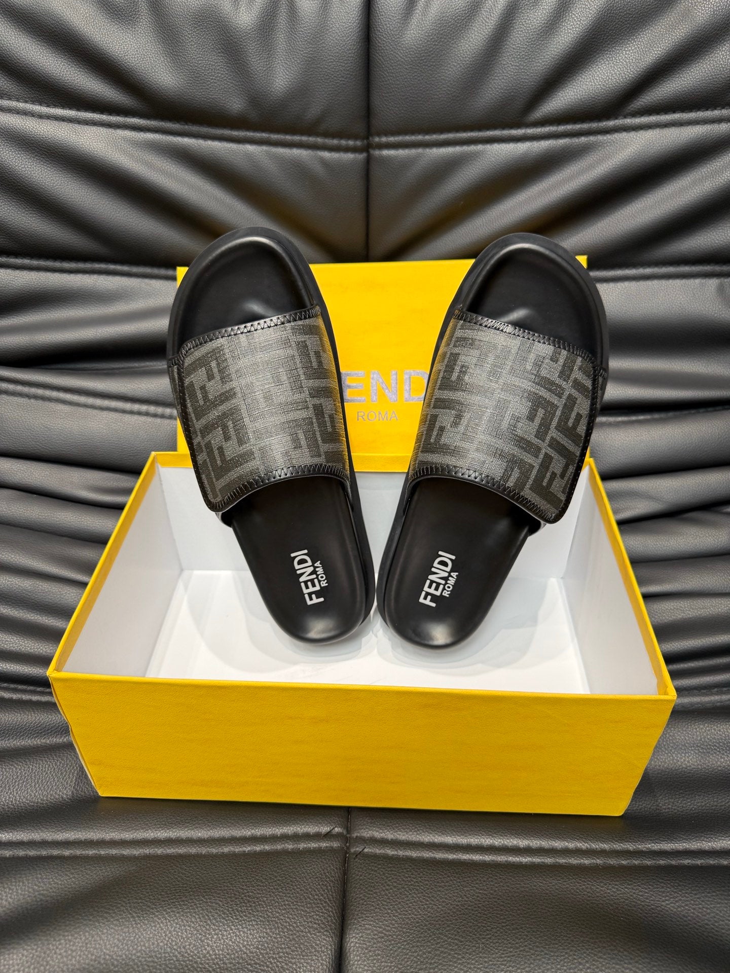 LuxluxHouse Best Quality Sandals Fendi