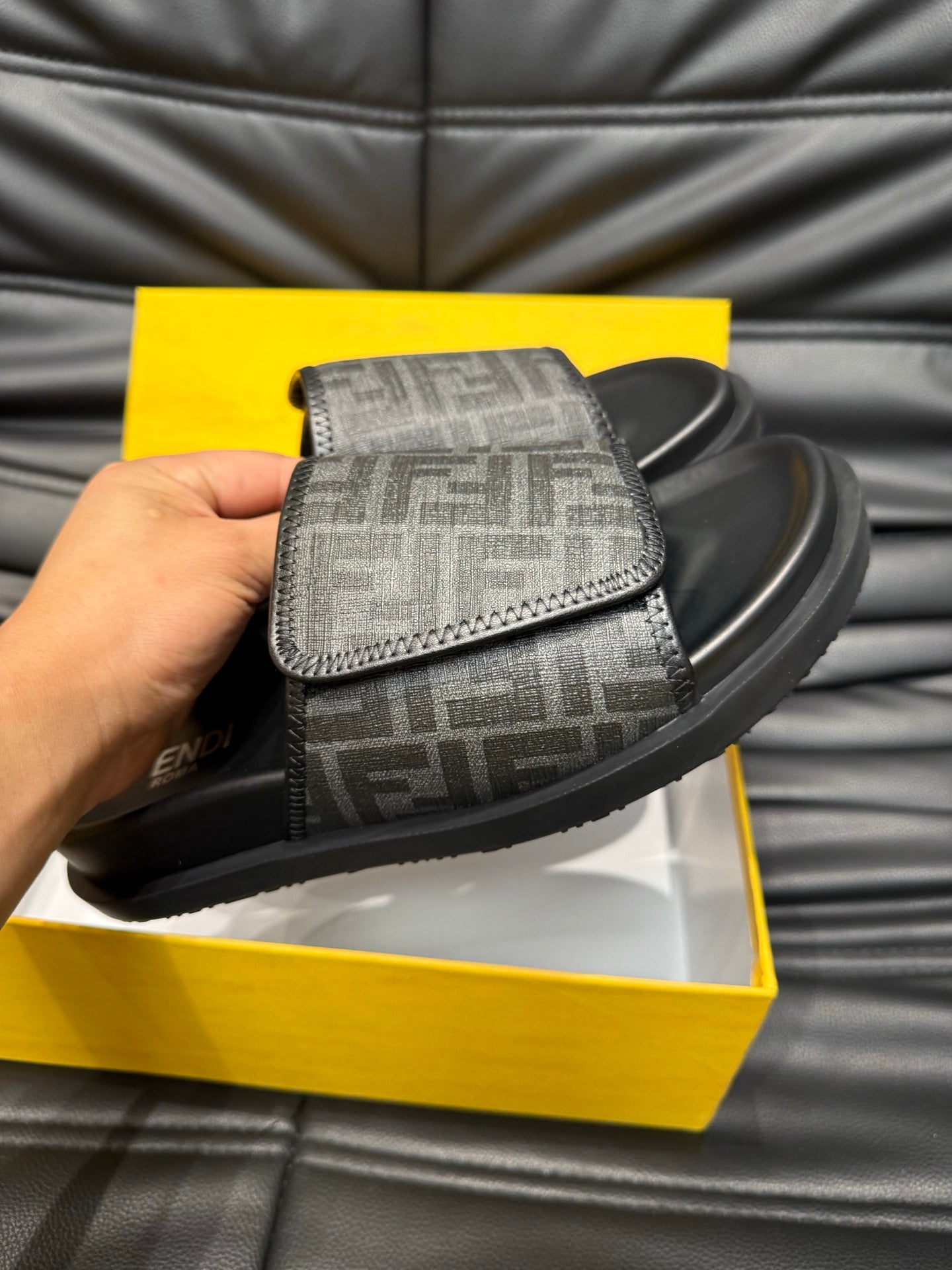 LuxluxHouse Best Quality Sandals Fendi