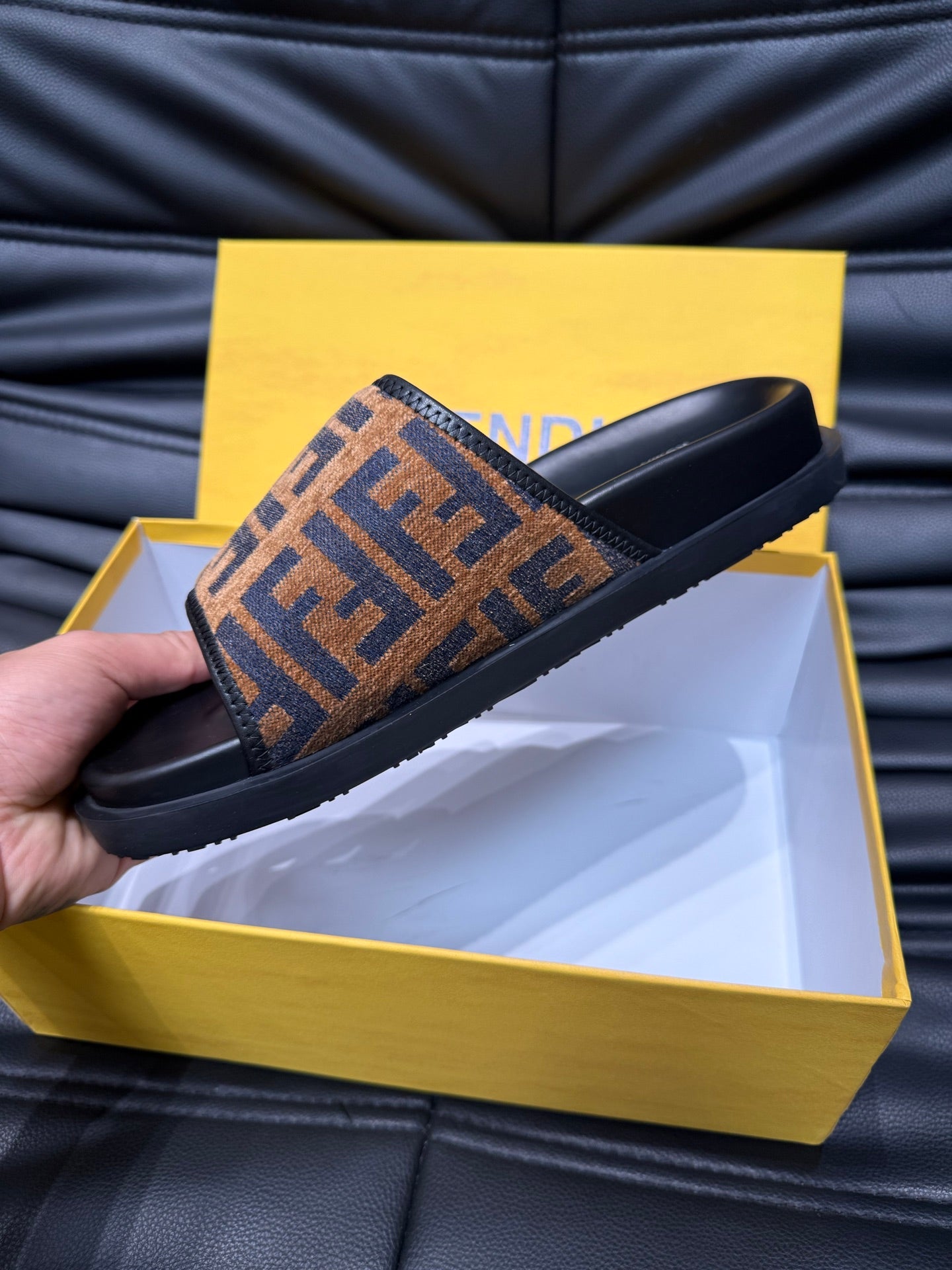 LuxluxHouse Best Quality Sandals Fendi