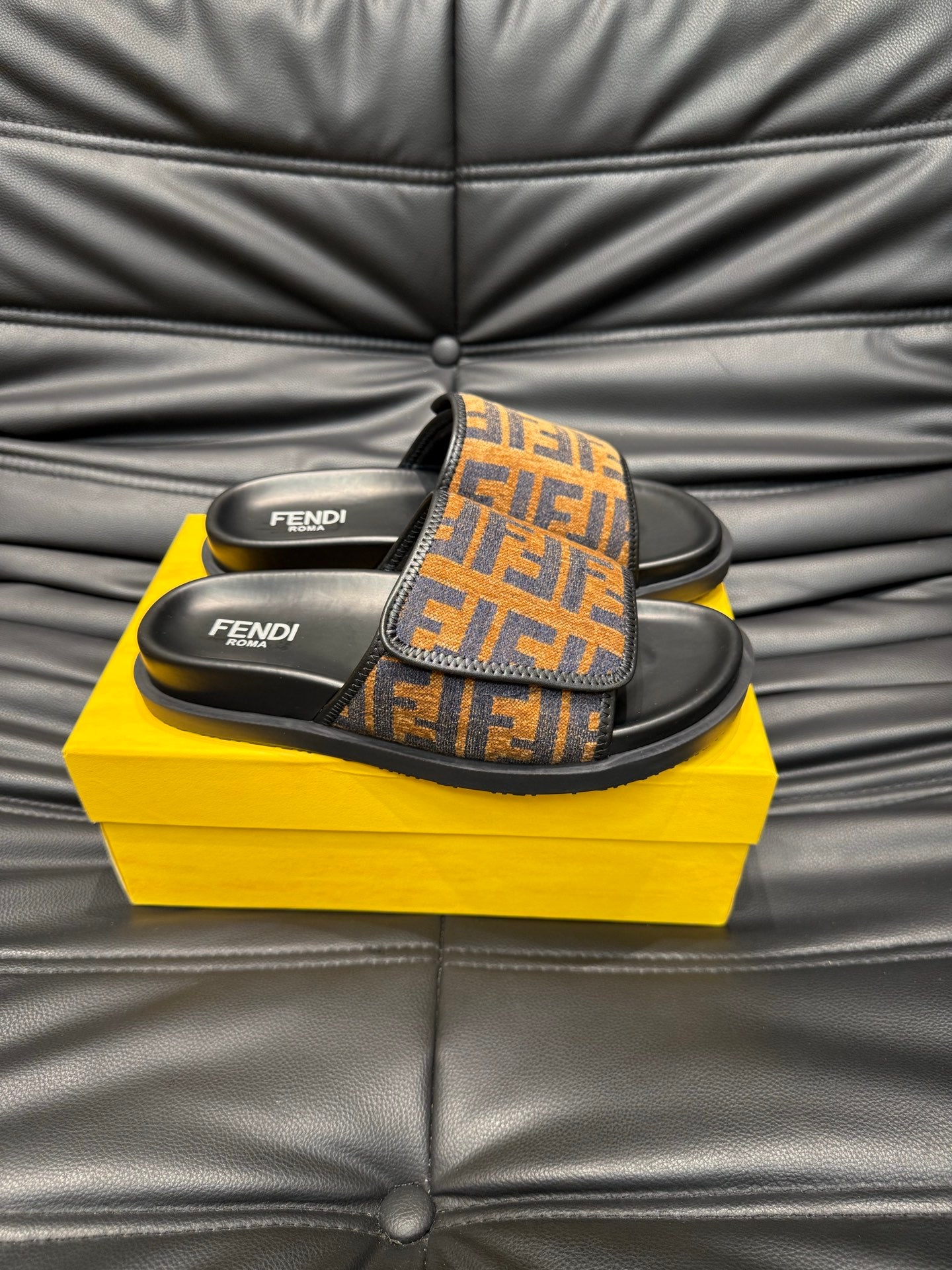 LuxluxHouse Best Quality Sandals Fendi