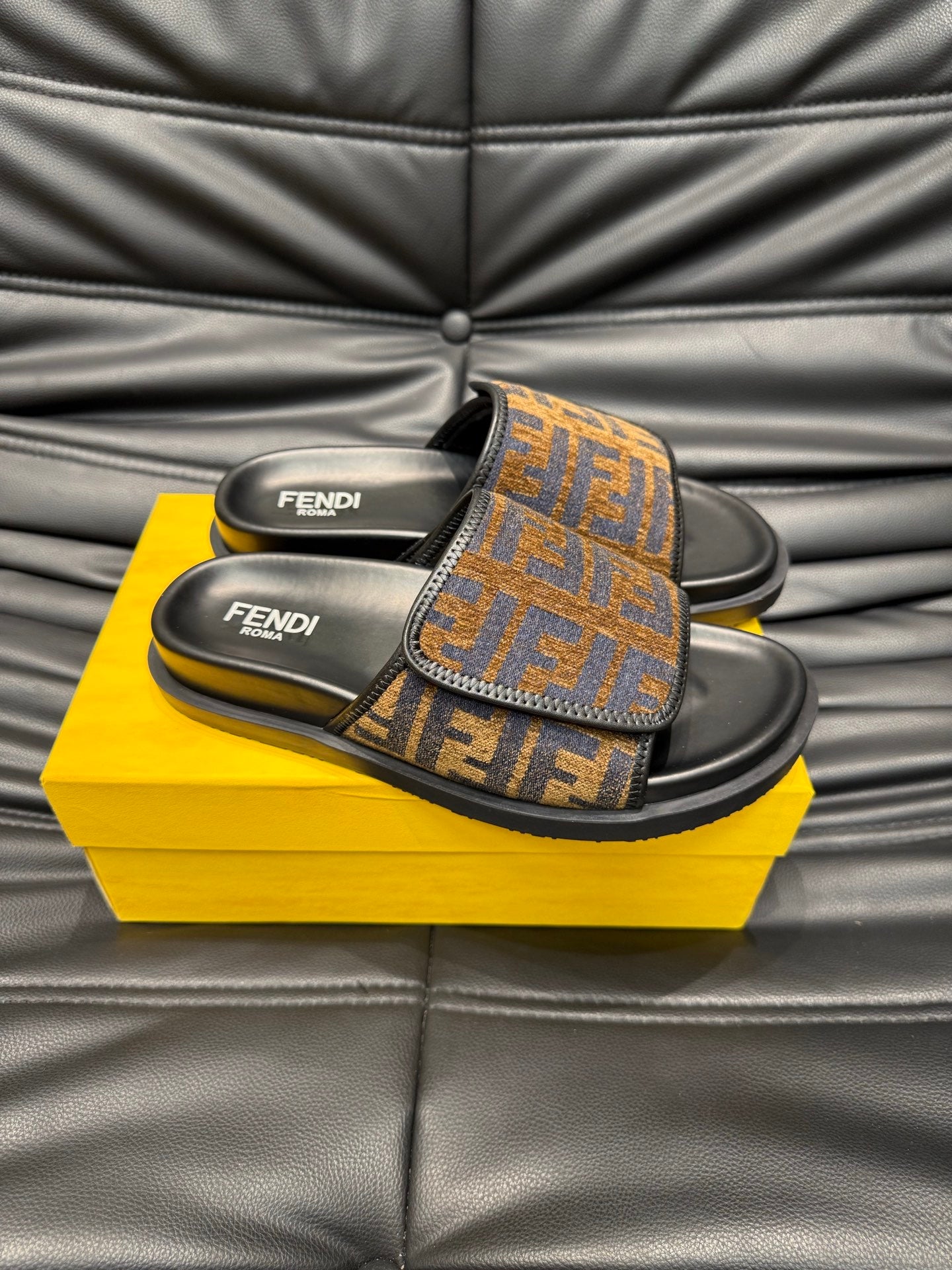 LuxluxHouse Best Quality Sandals Fendi