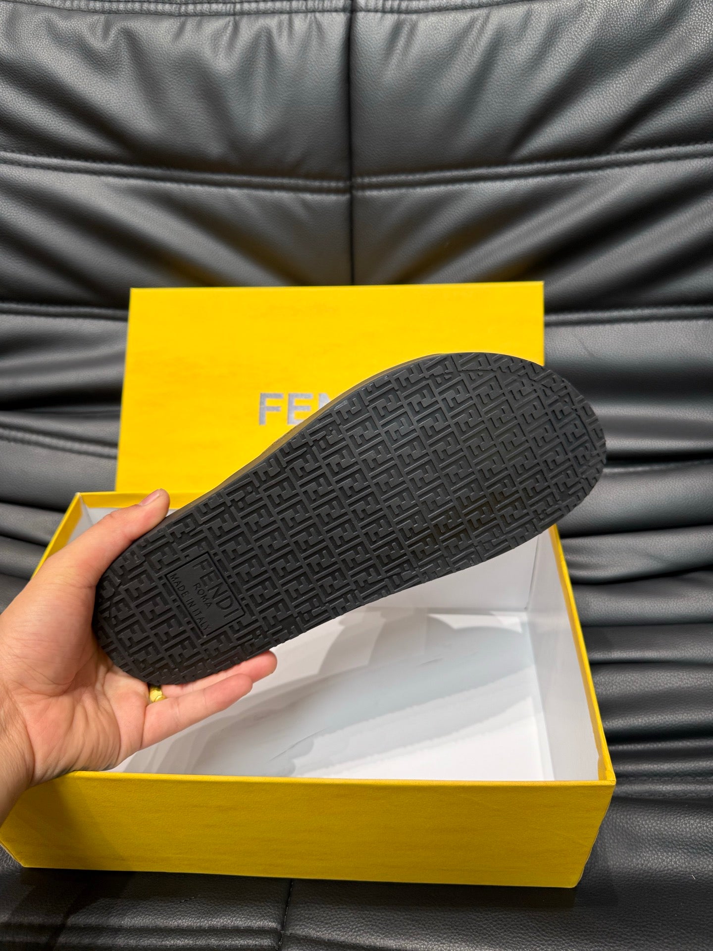 LuxluxHouse Best Quality Sandals Fendi