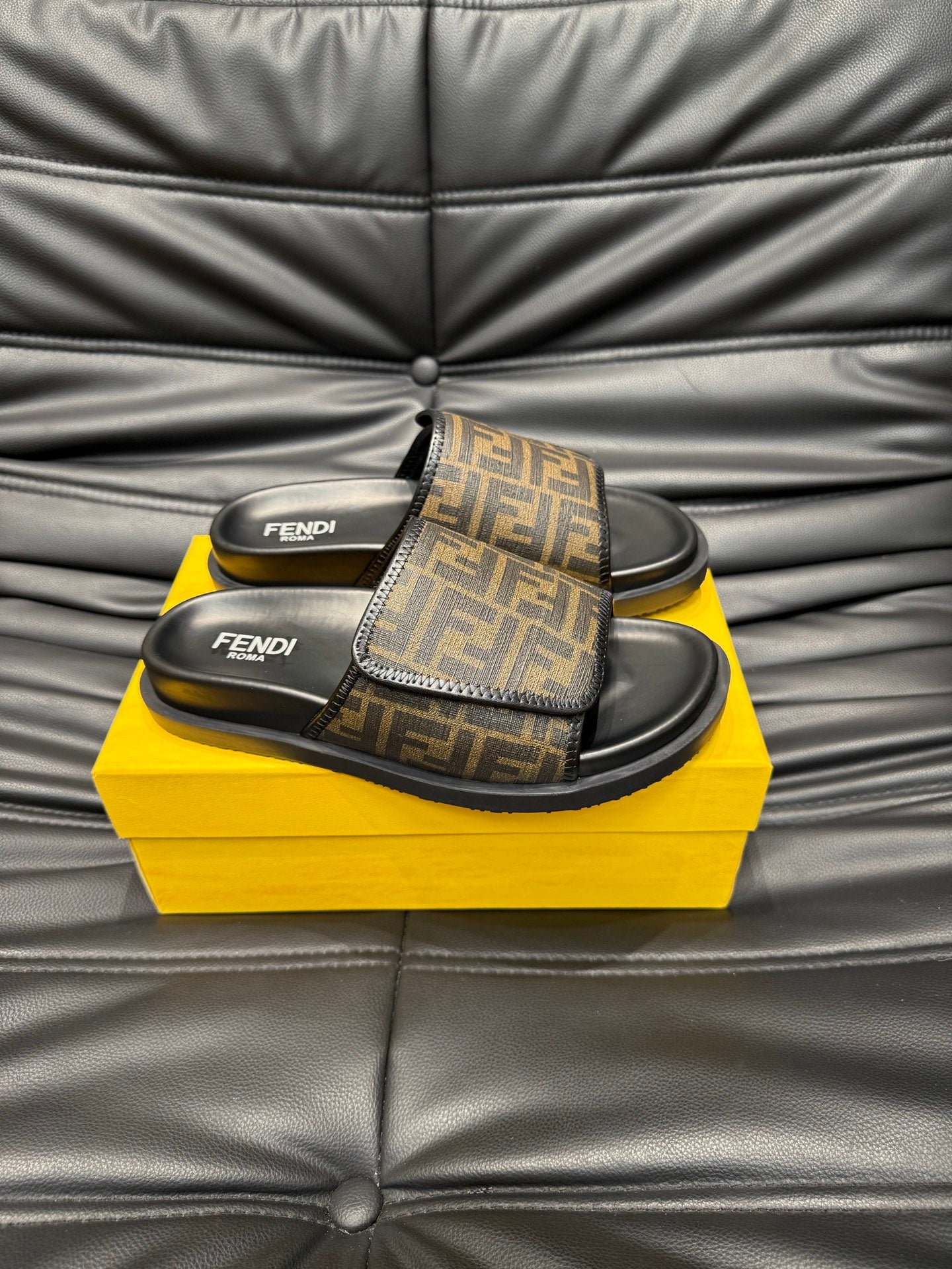 LuxluxHouse Best Quality Sandals Fendi