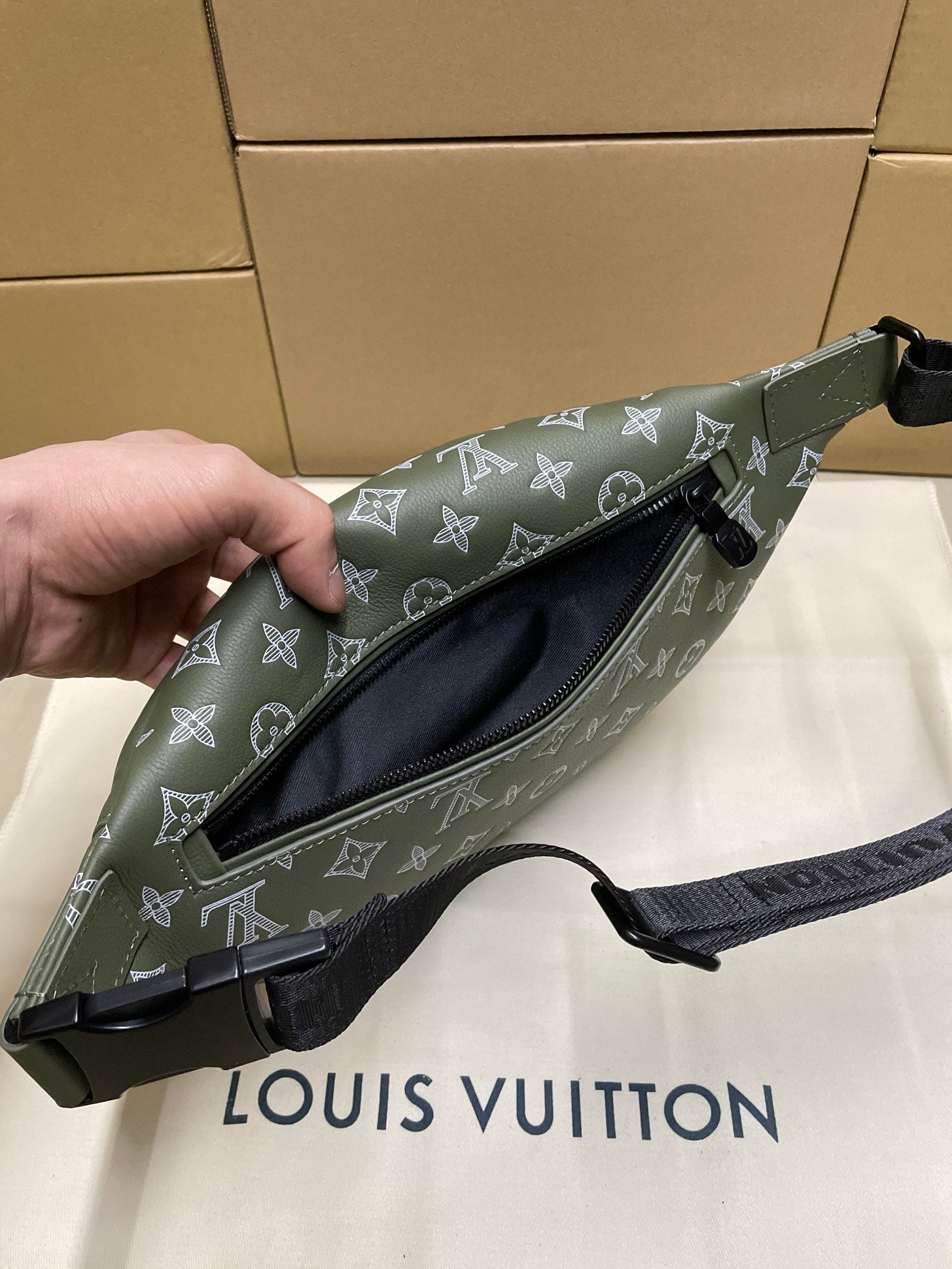 LuxluxHouse Best Quality Bags Louis Vuitton Men