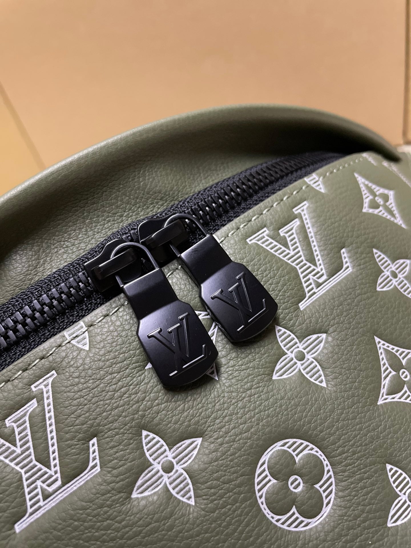 LuxluxHouse Best Quality Bags Louis Vuitton Men