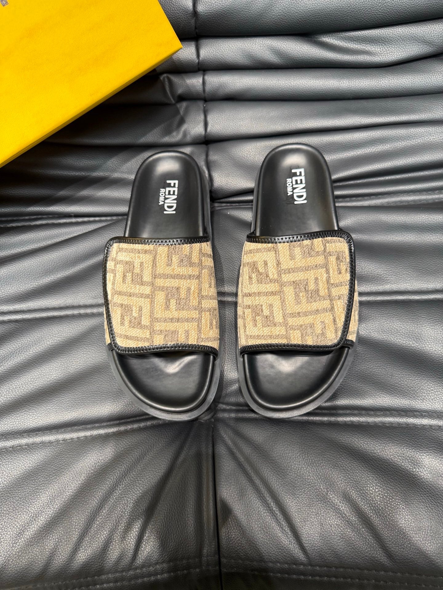 LuxluxHouse Best Quality Sandals Fendi