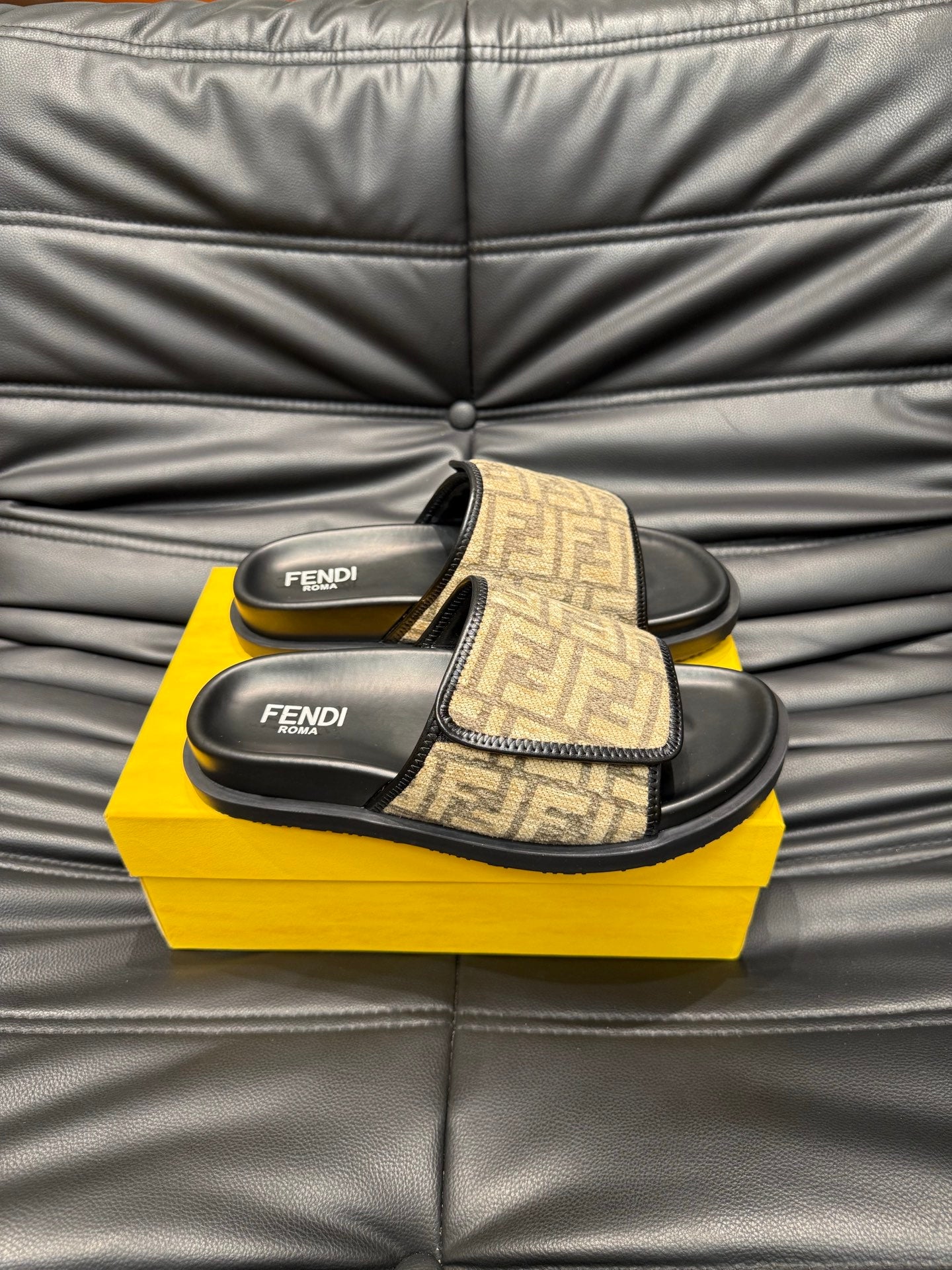 LuxluxHouse Best Quality Sandals Fendi