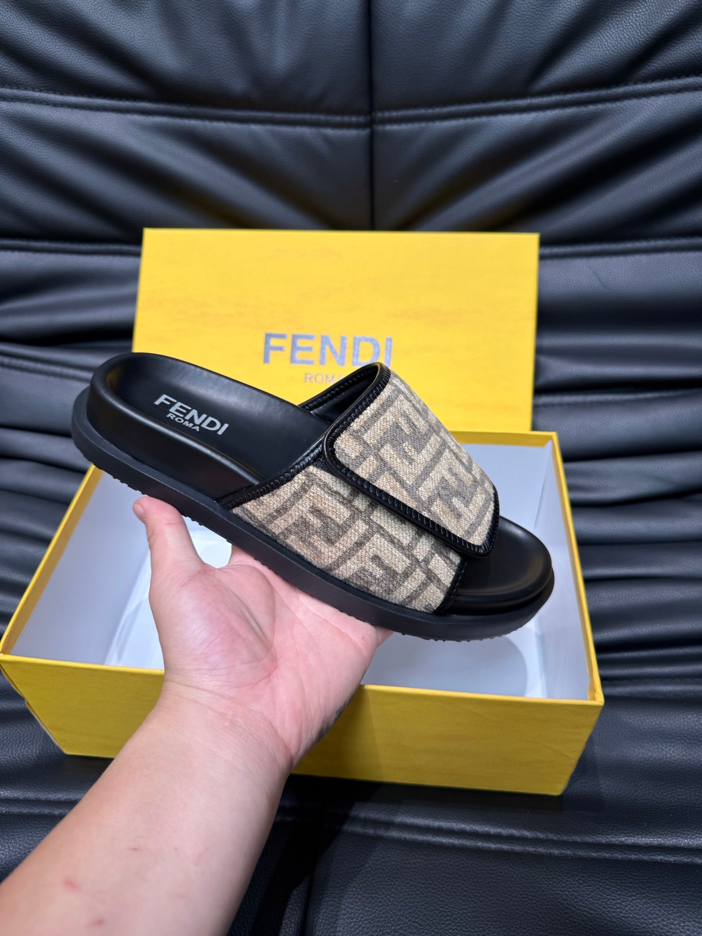 LuxluxHouse Best Quality Sandals Fendi