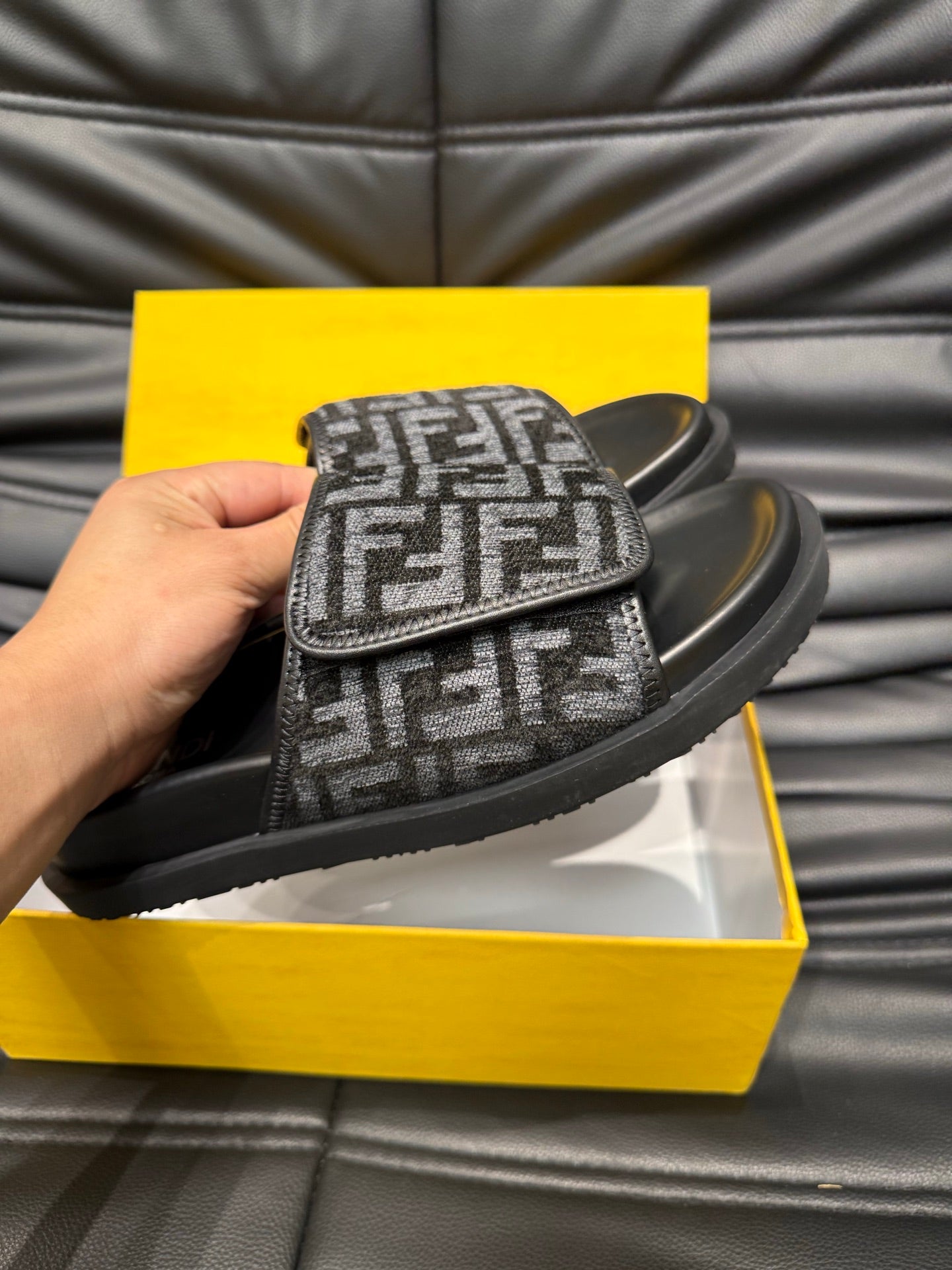 LuxluxHouse Best Quality Sandals Fendi