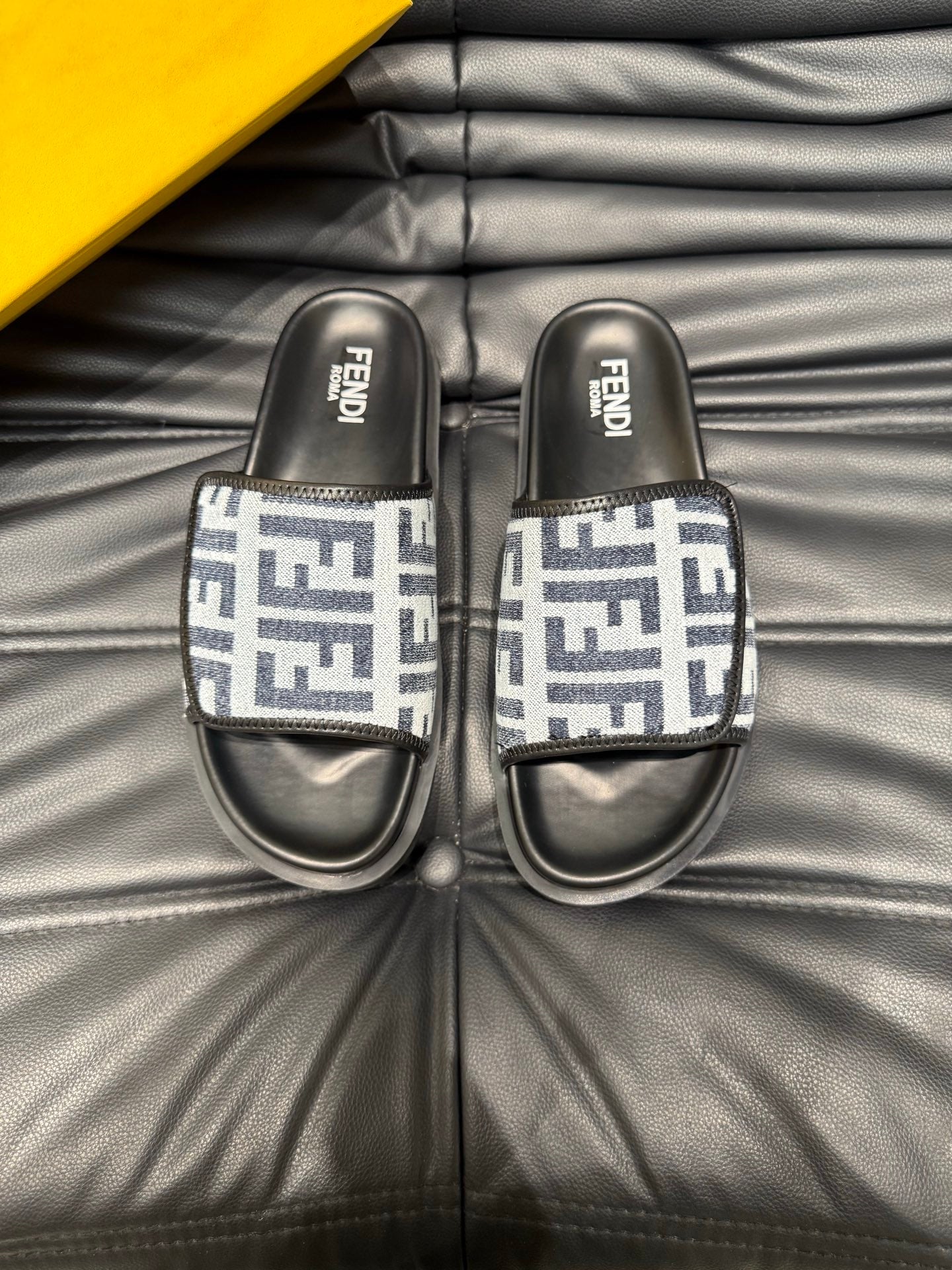 LuxluxHouse Best Quality Sandals Fendi