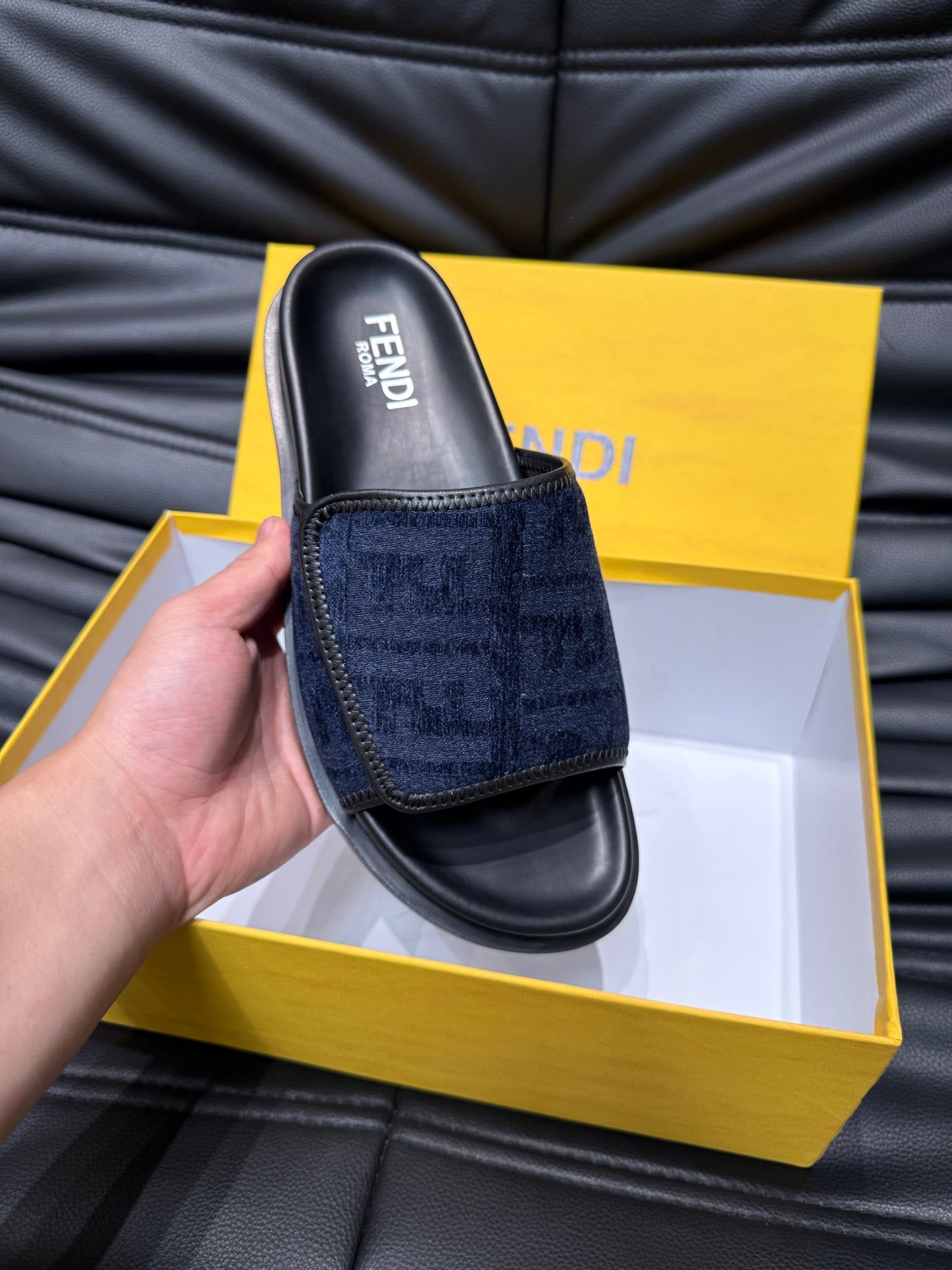 LuxluxHouse Best Quality Sandals Fendi