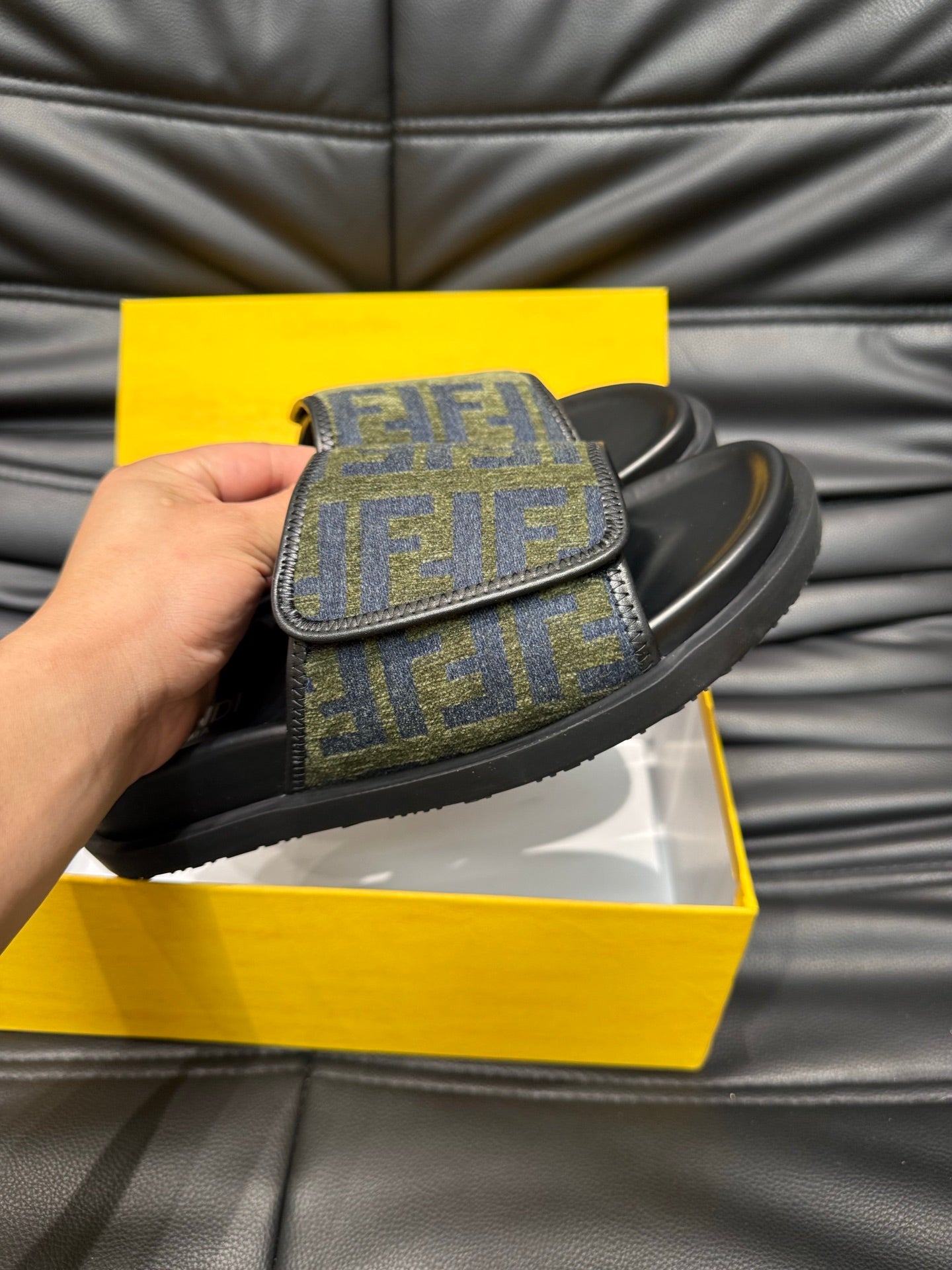 LuxluxHouse Best Quality Sandals Fendi