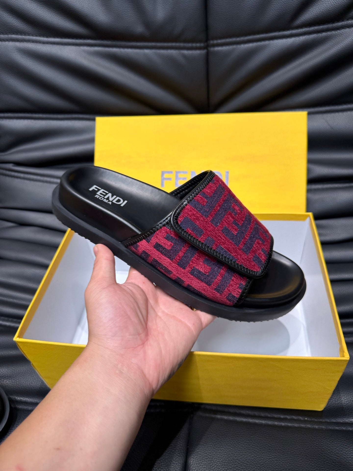 LuxluxHouse Best Quality Sandals Fendi
