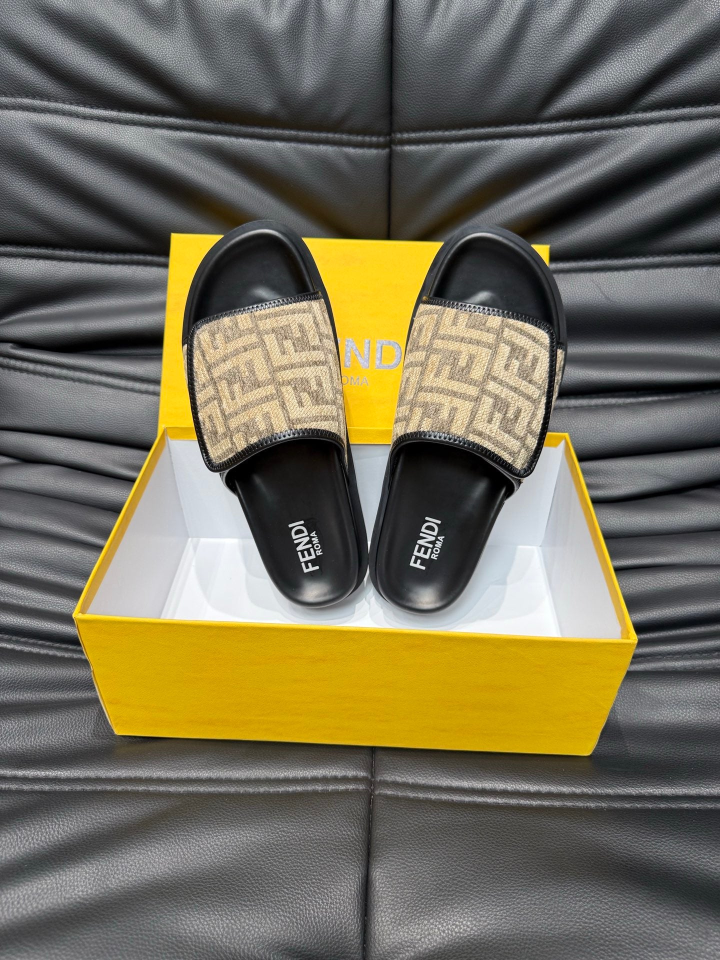 LuxluxHouse Best Quality Sandals Fendi