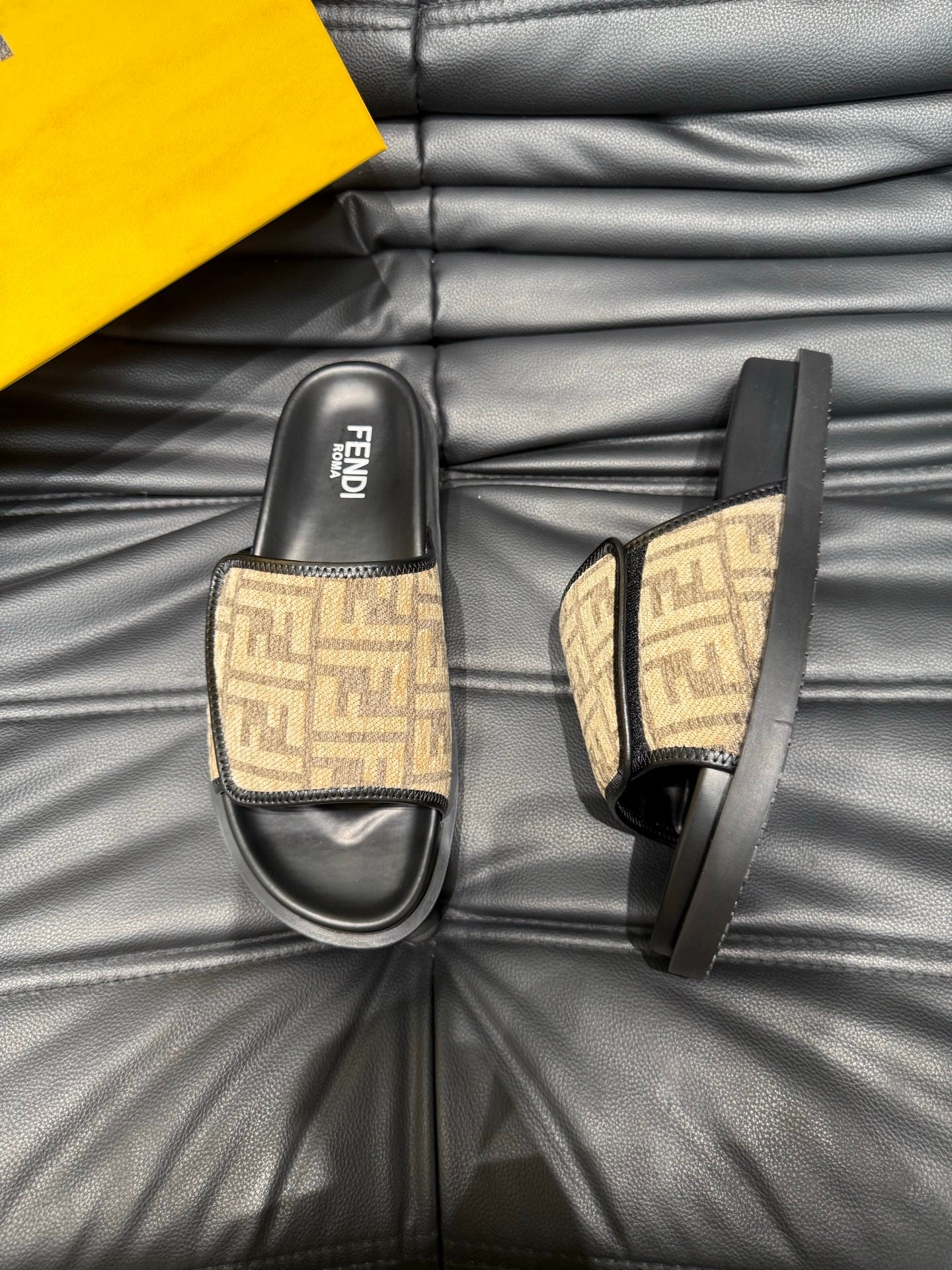 LuxluxHouse Best Quality Sandals Fendi