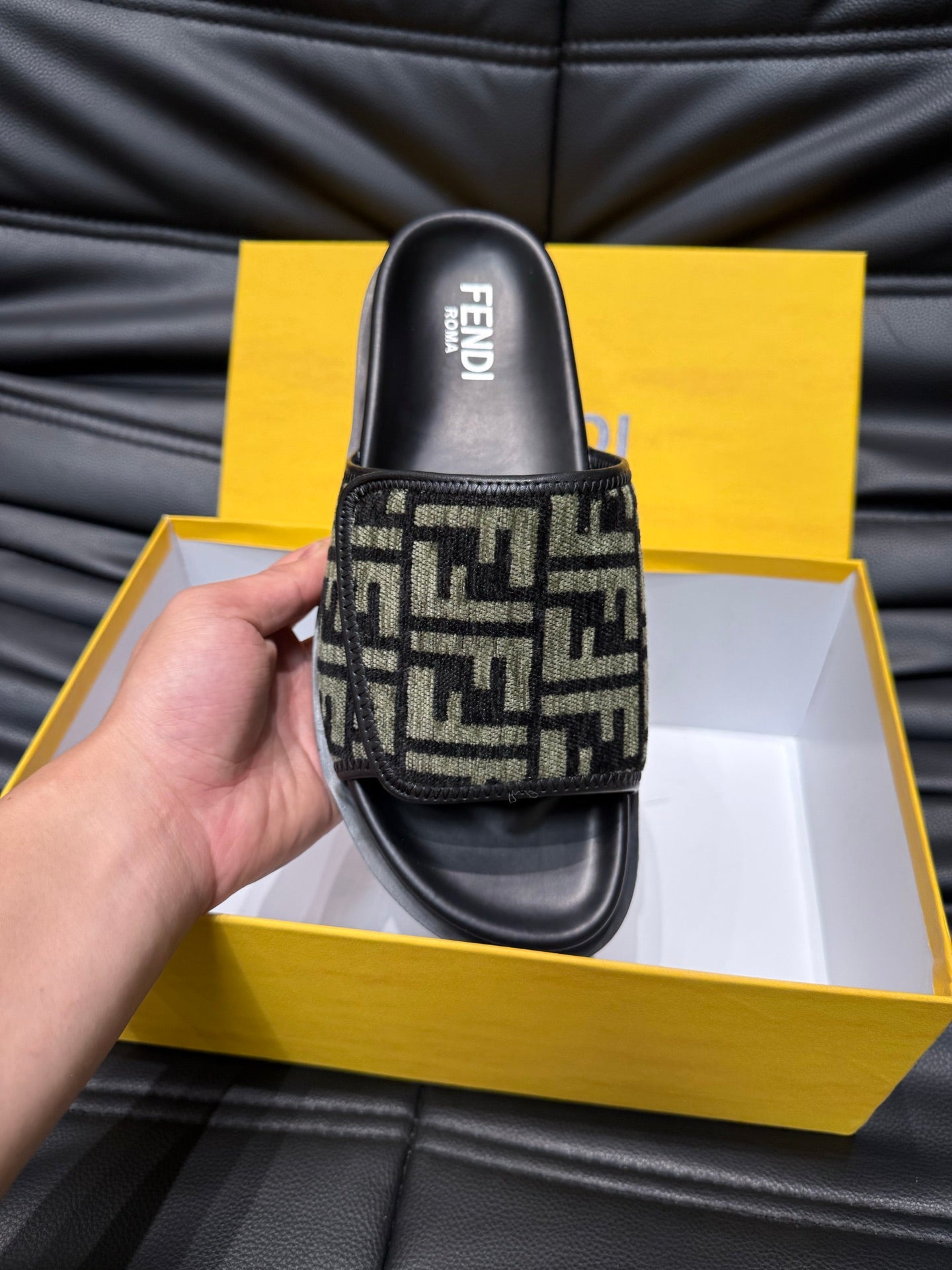 LuxluxHouse Best Quality Sandals Fendi
