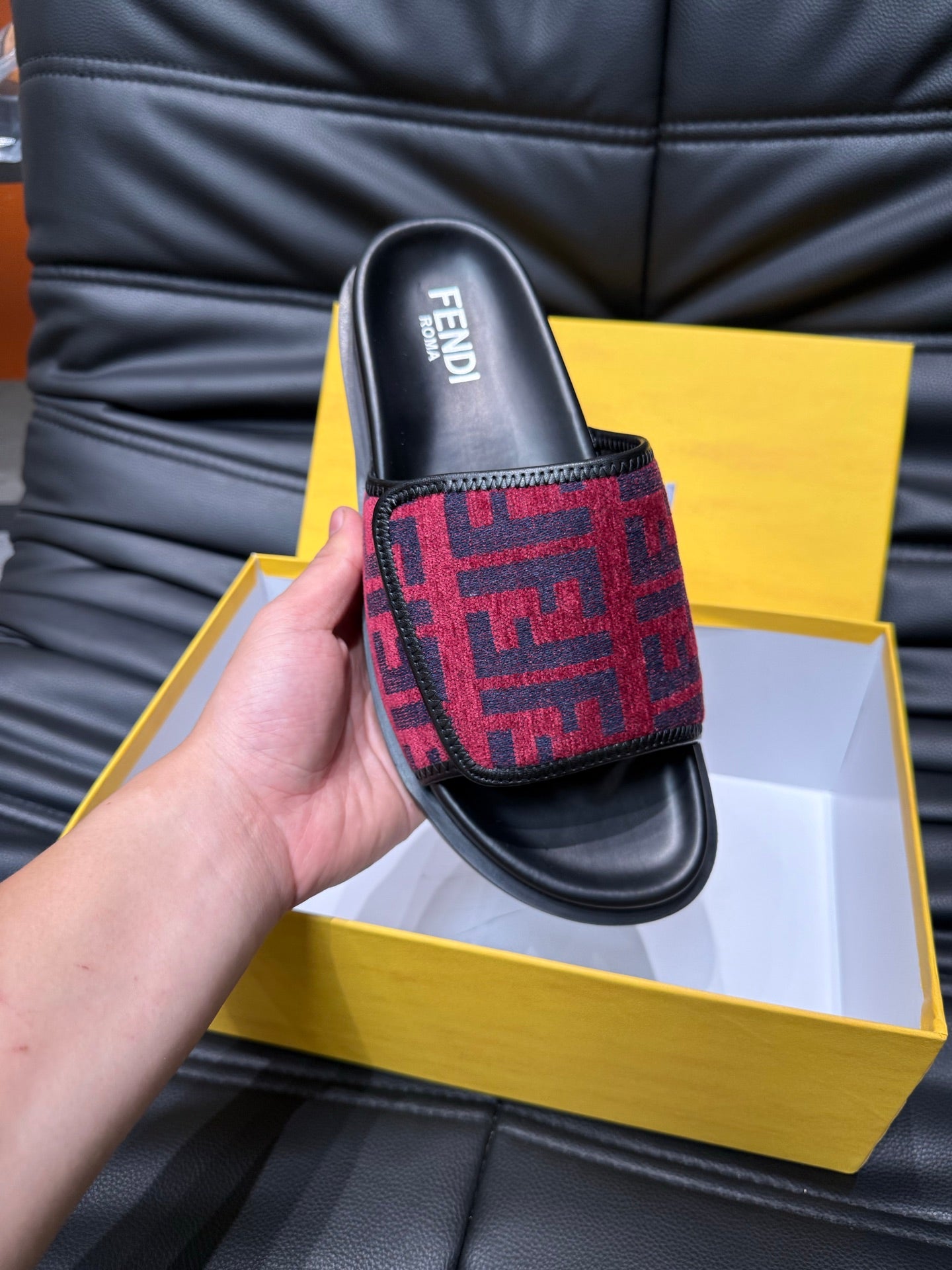 LuxluxHouse Best Quality Sandals Fendi