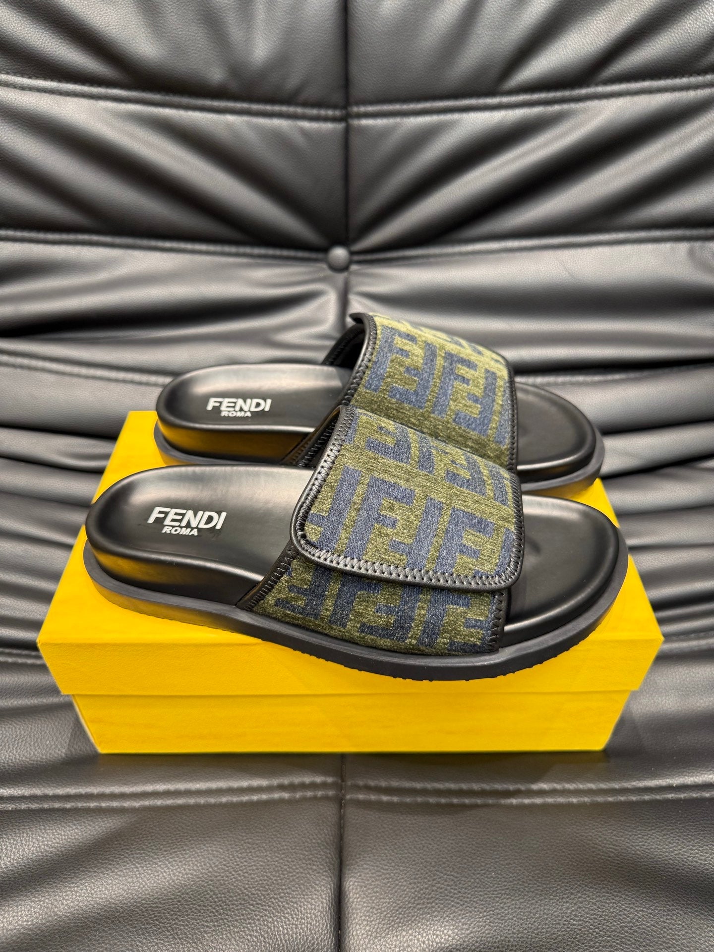 LuxluxHouse Best Quality Sandals Fendi