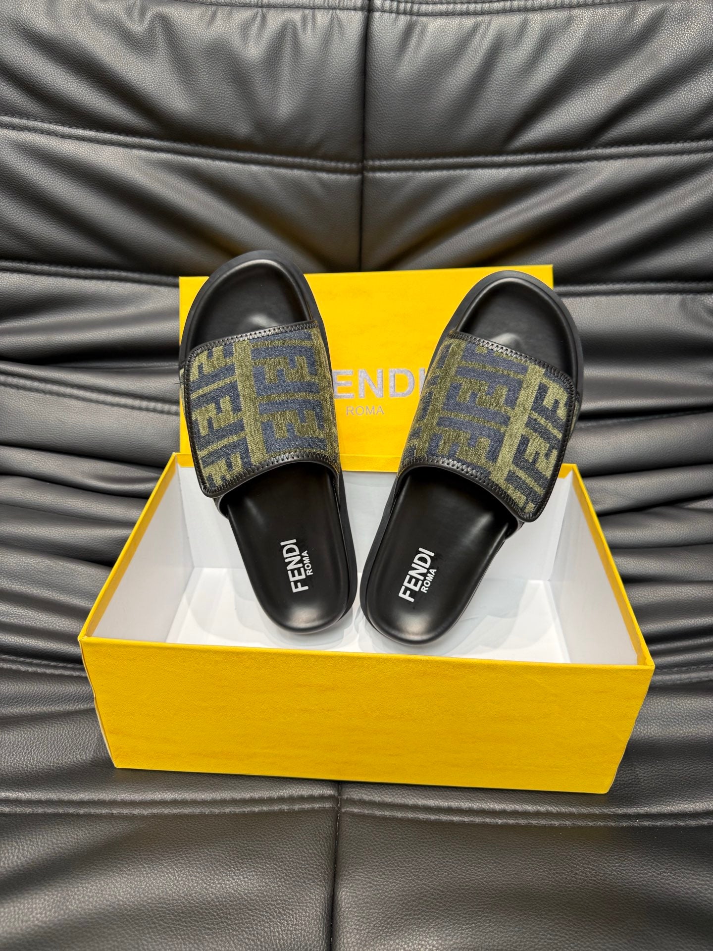 LuxluxHouse Best Quality Sandals Fendi