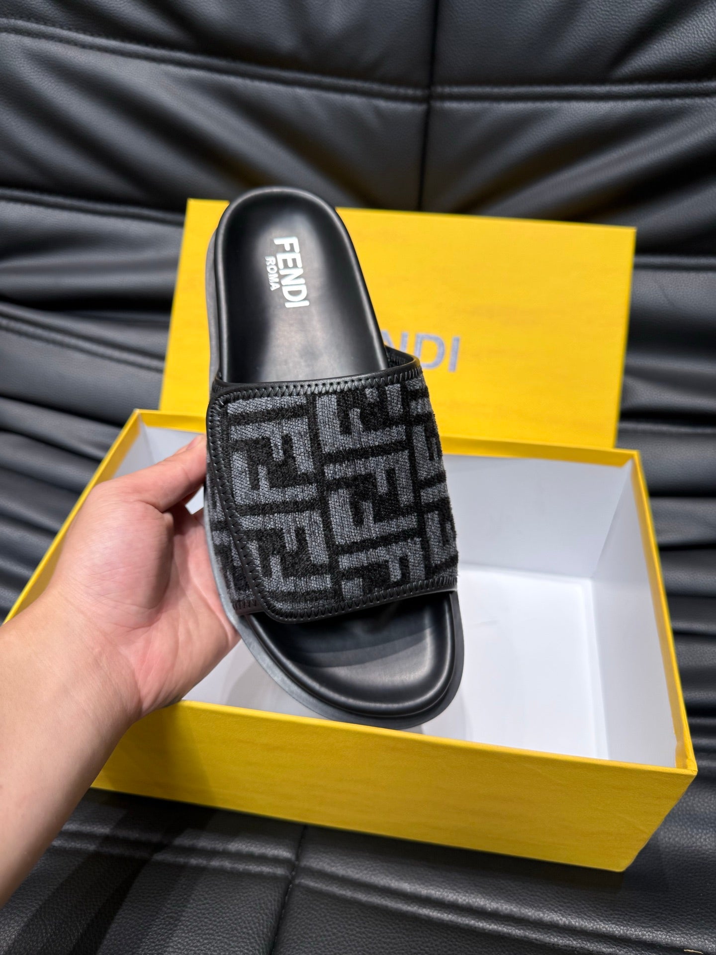 LuxluxHouse Best Quality Sandals Fendi