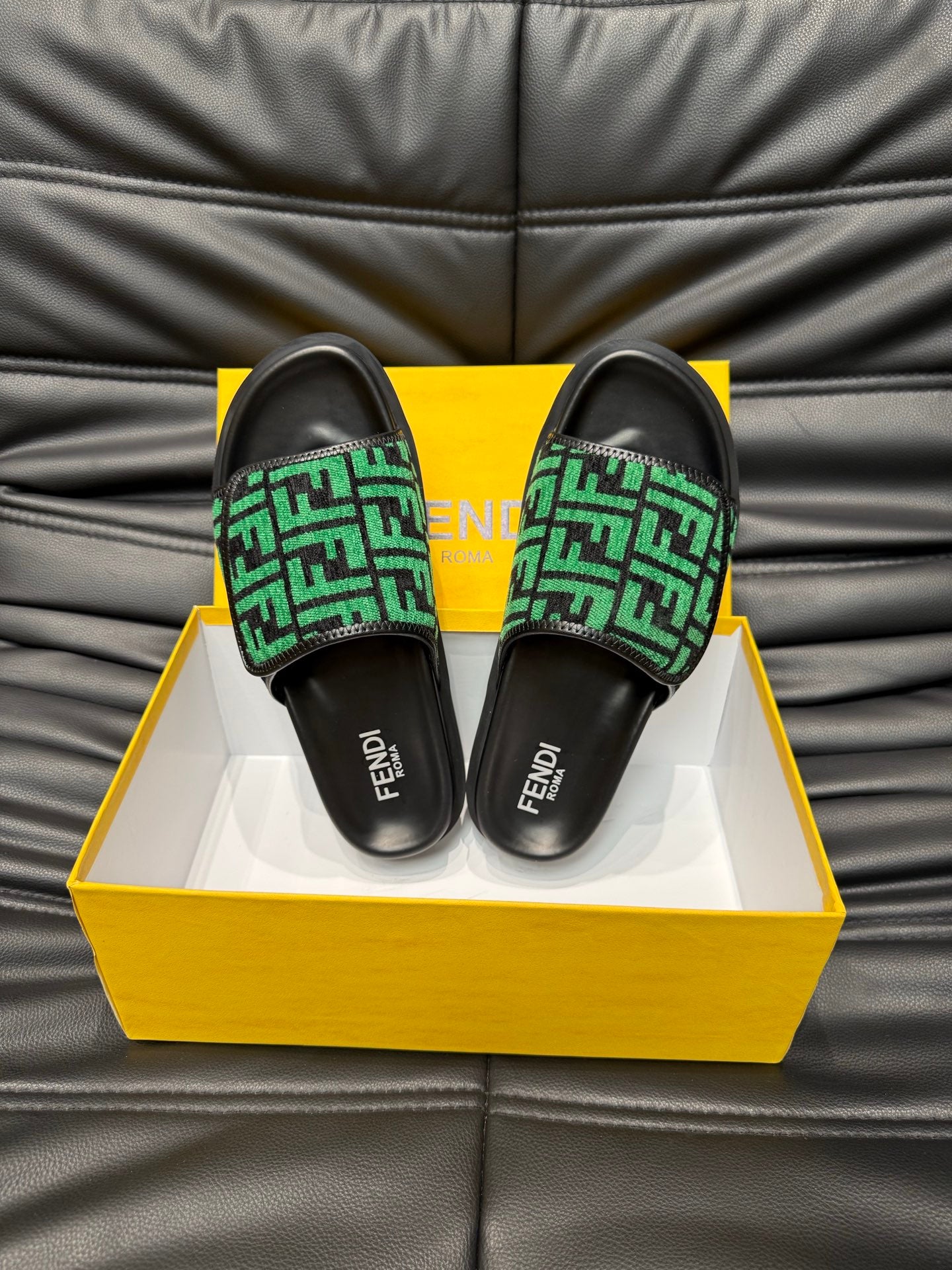 LuxluxHouse Best Quality Sandals Fendi