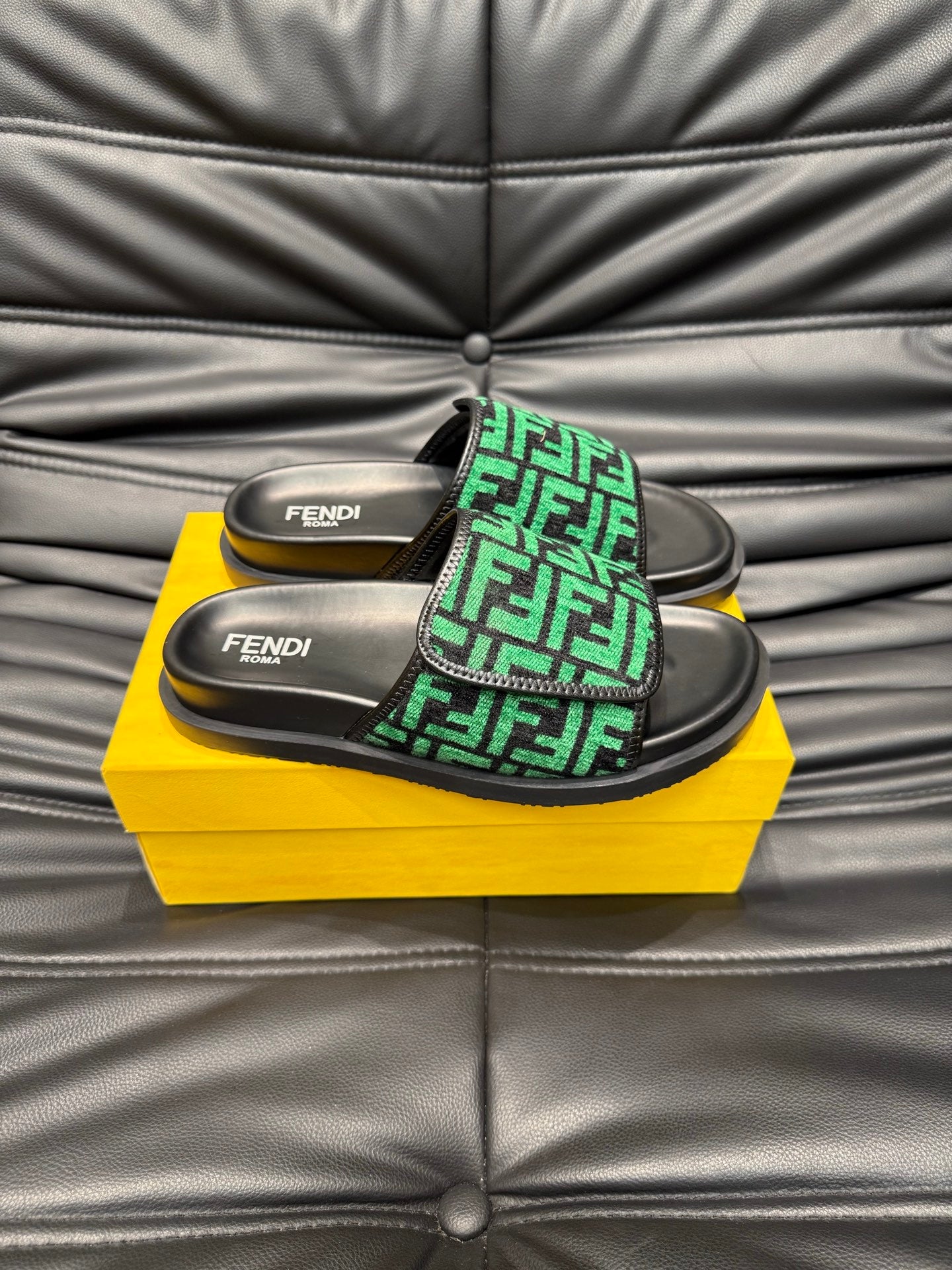 LuxluxHouse Best Quality Sandals Fendi