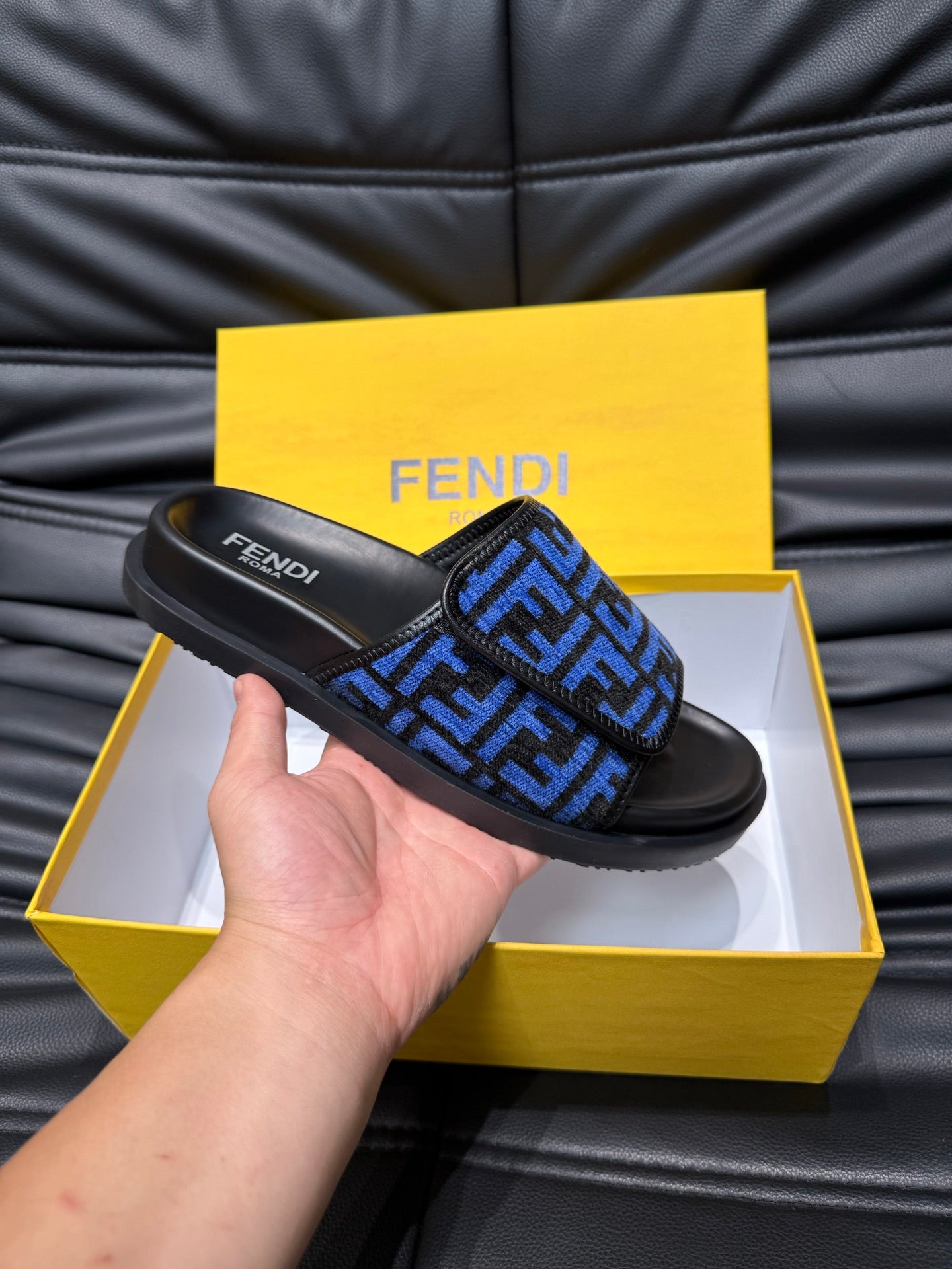 LuxluxHouse Best Quality Sandals Fendi
