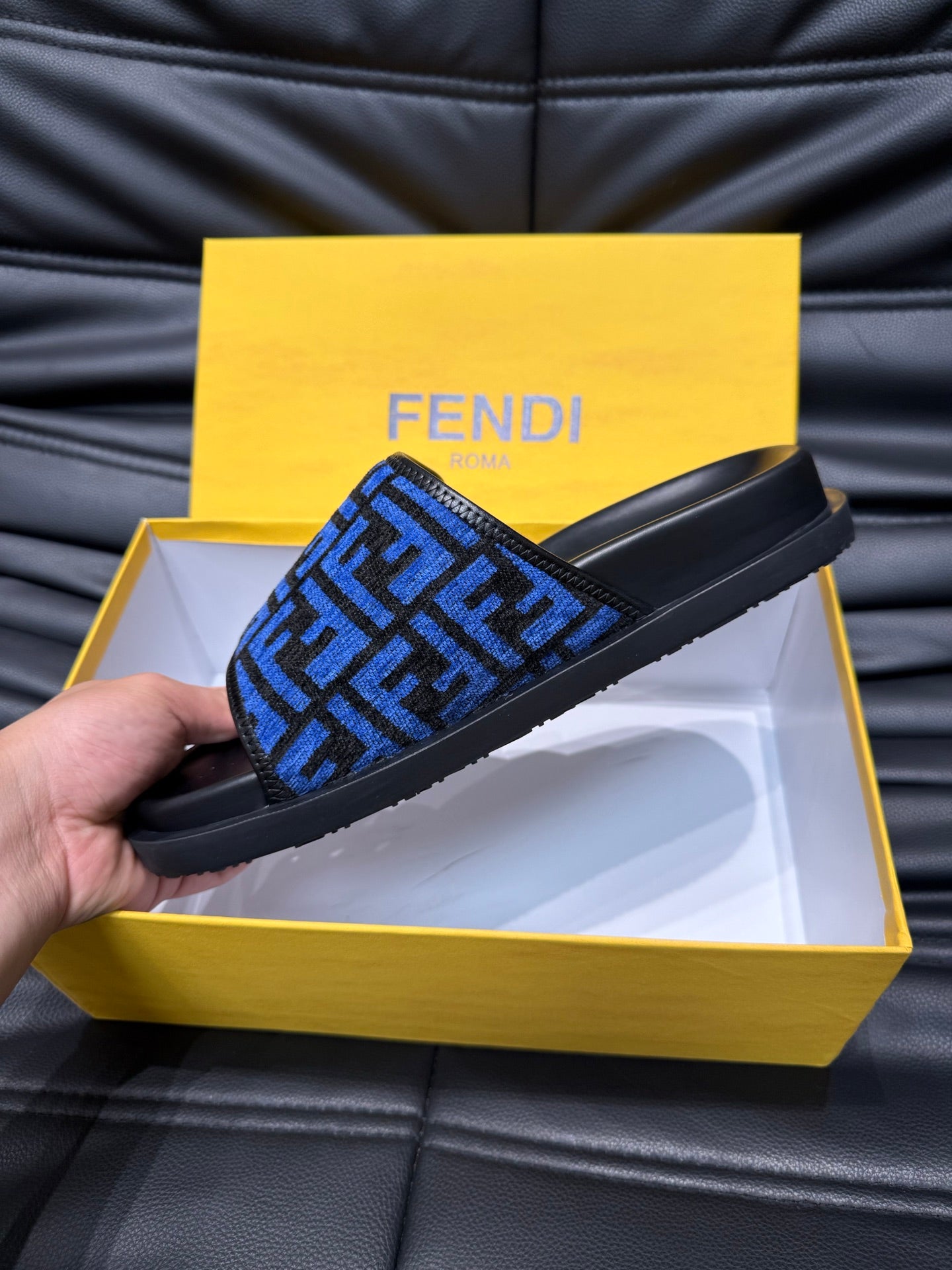 LuxluxHouse Best Quality Sandals Fendi