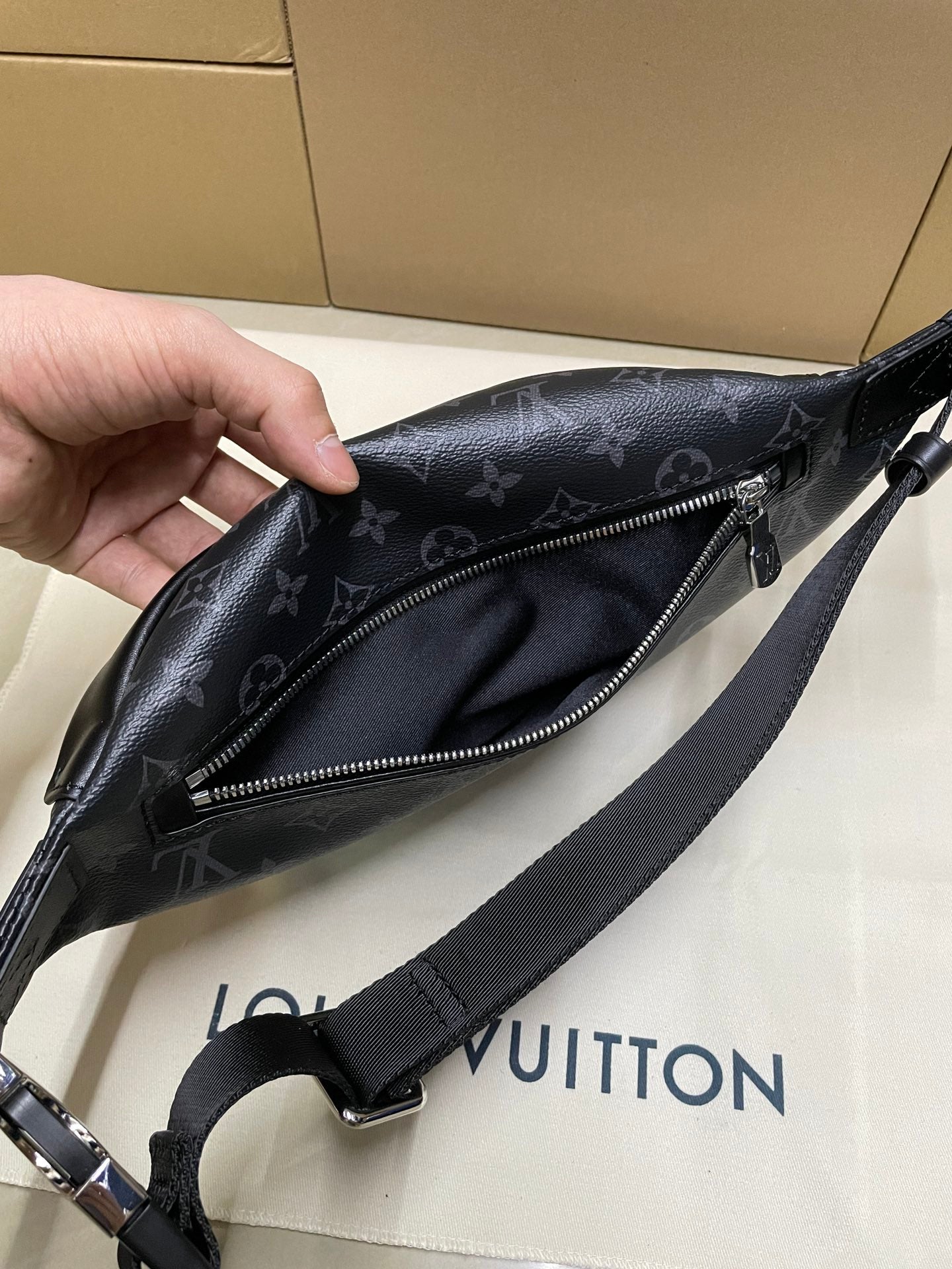 LuxluxHouse Best Quality Bags Louis Vuitton Men
