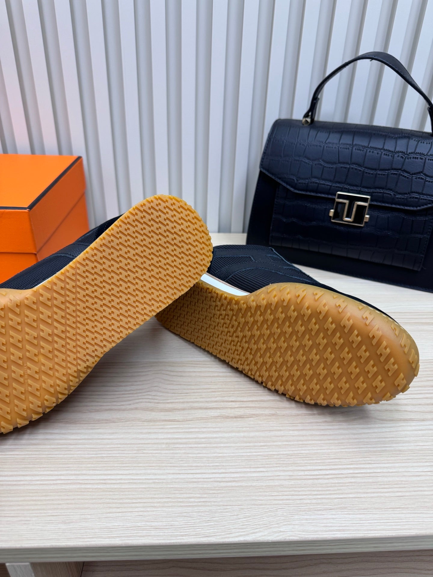 LuxluxHouse Best Quality Women Shoes Hermes