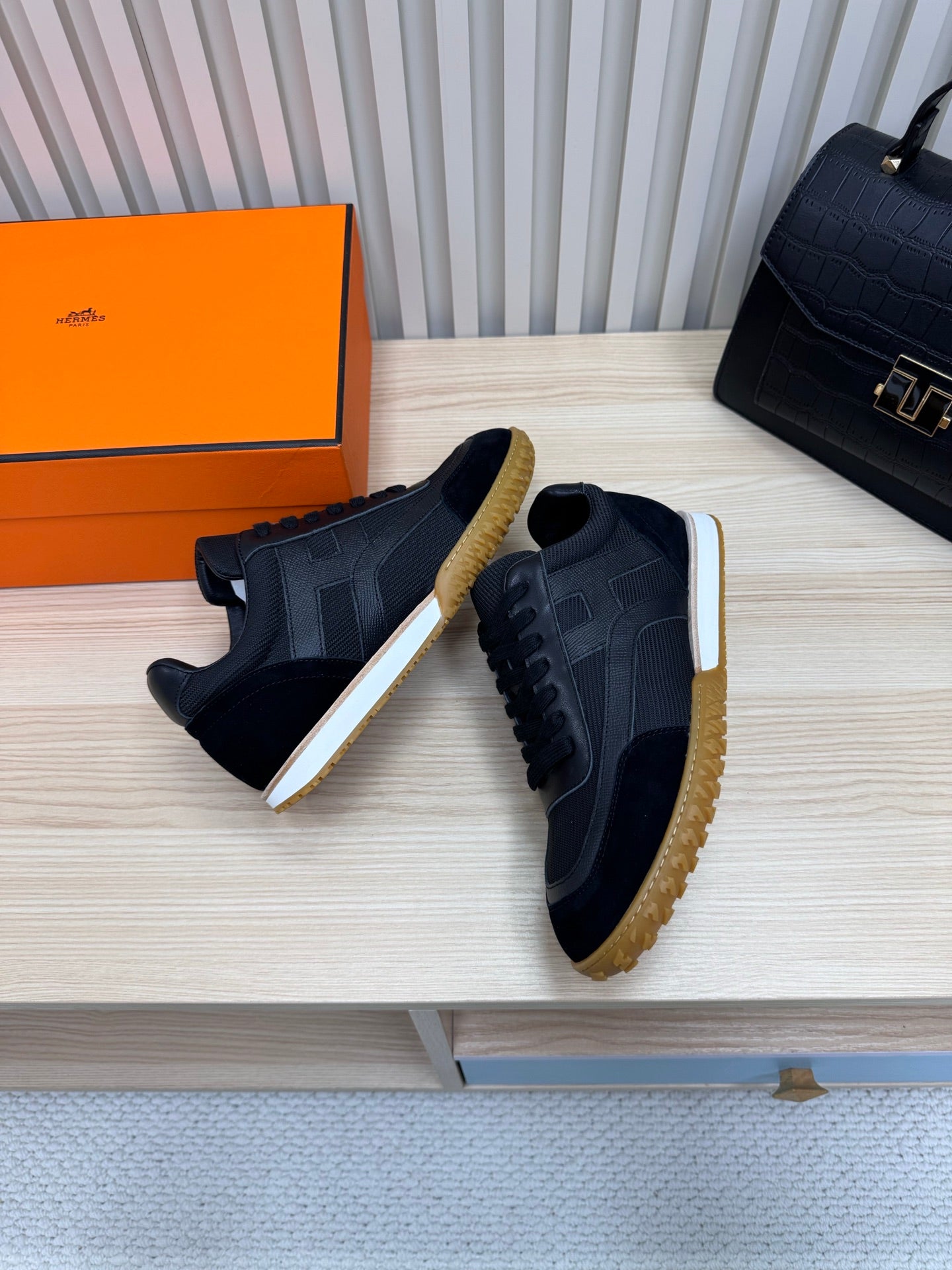 LuxluxHouse Best Quality Women Shoes Hermes