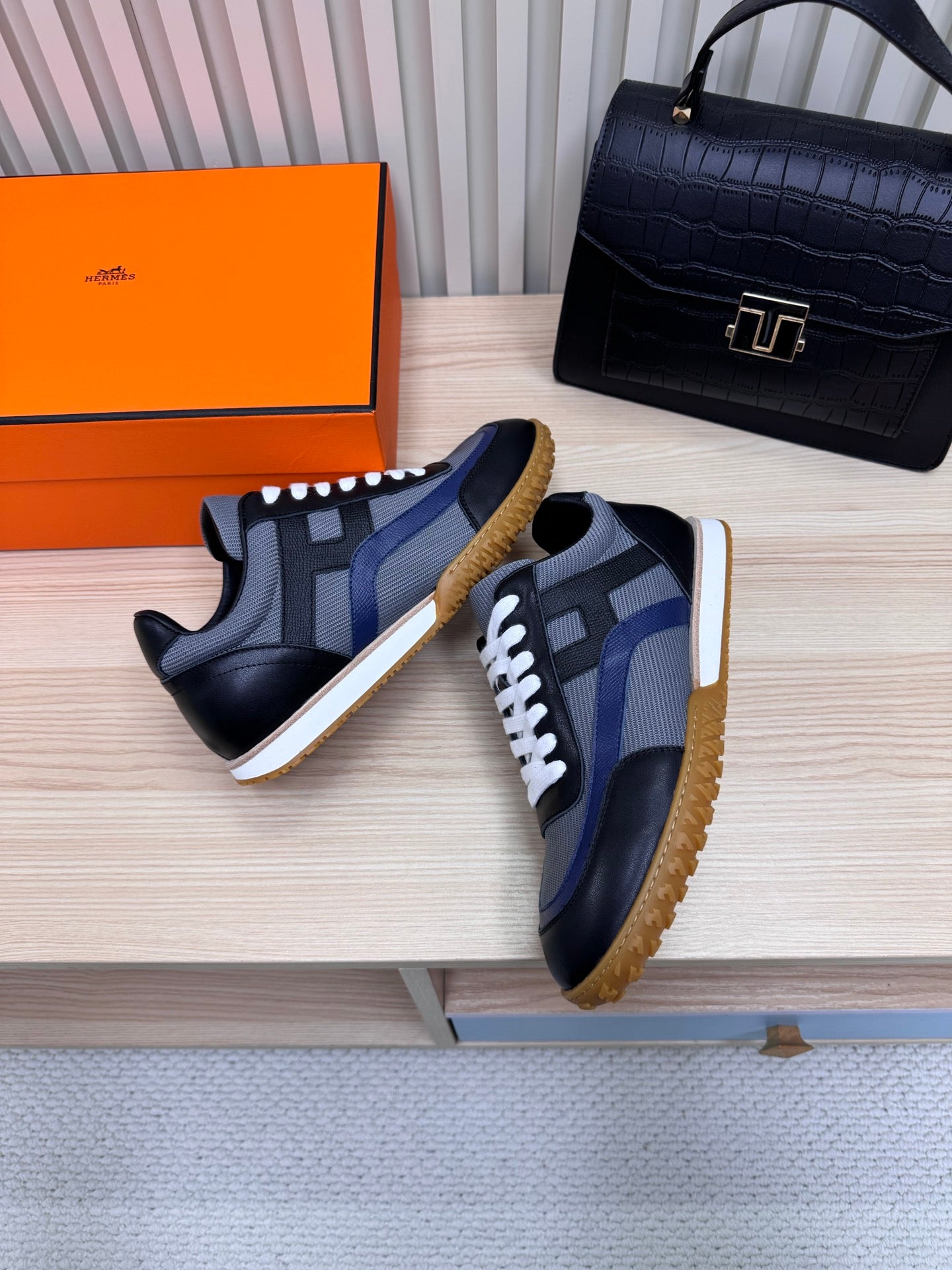 LuxluxHouse Best Quality Women Shoes Hermes