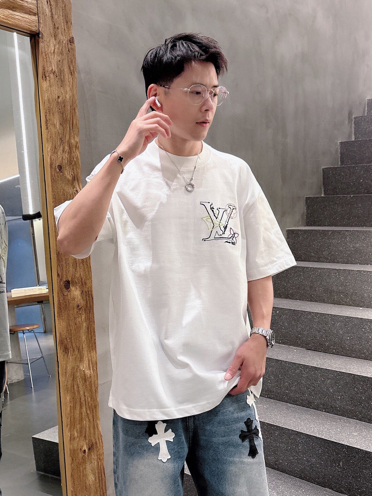 LuxluxHouse Best Quality Clothes T-shirt Louis Vuitton