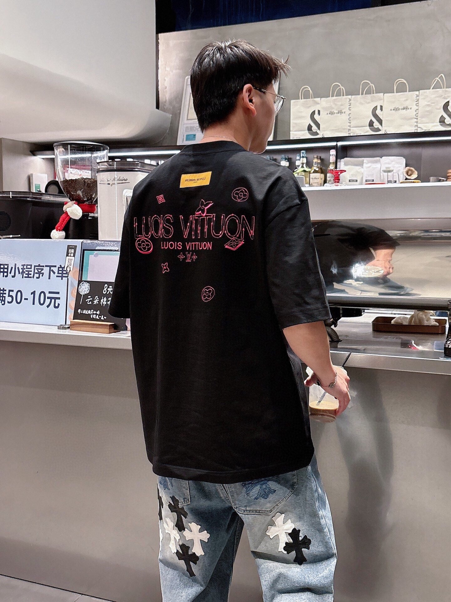 LuxluxHouse Best Quality Clothes T-shirt Louis Vuitton