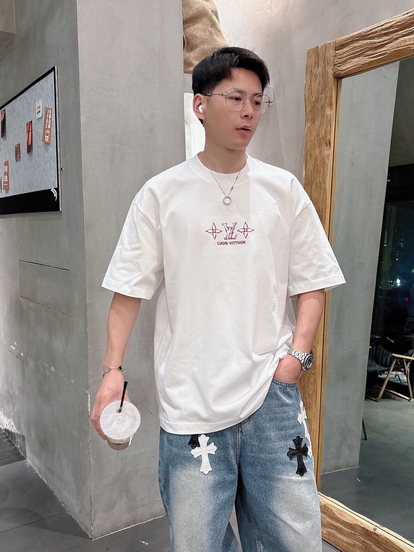 LuxluxHouse Best Quality Clothes T-shirt Louis Vuitton