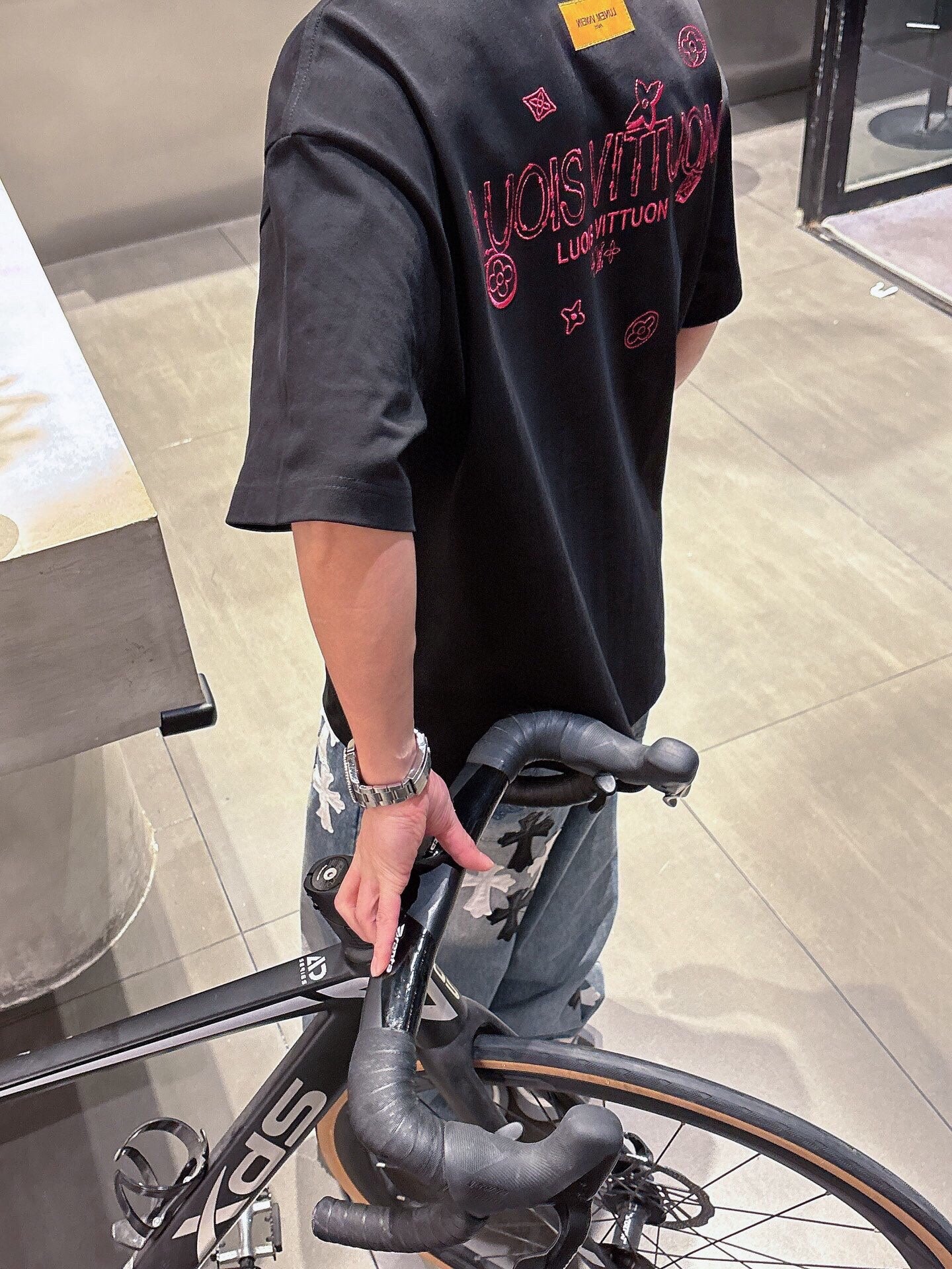 LuxluxHouse Best Quality Clothes T-shirt Louis Vuitton