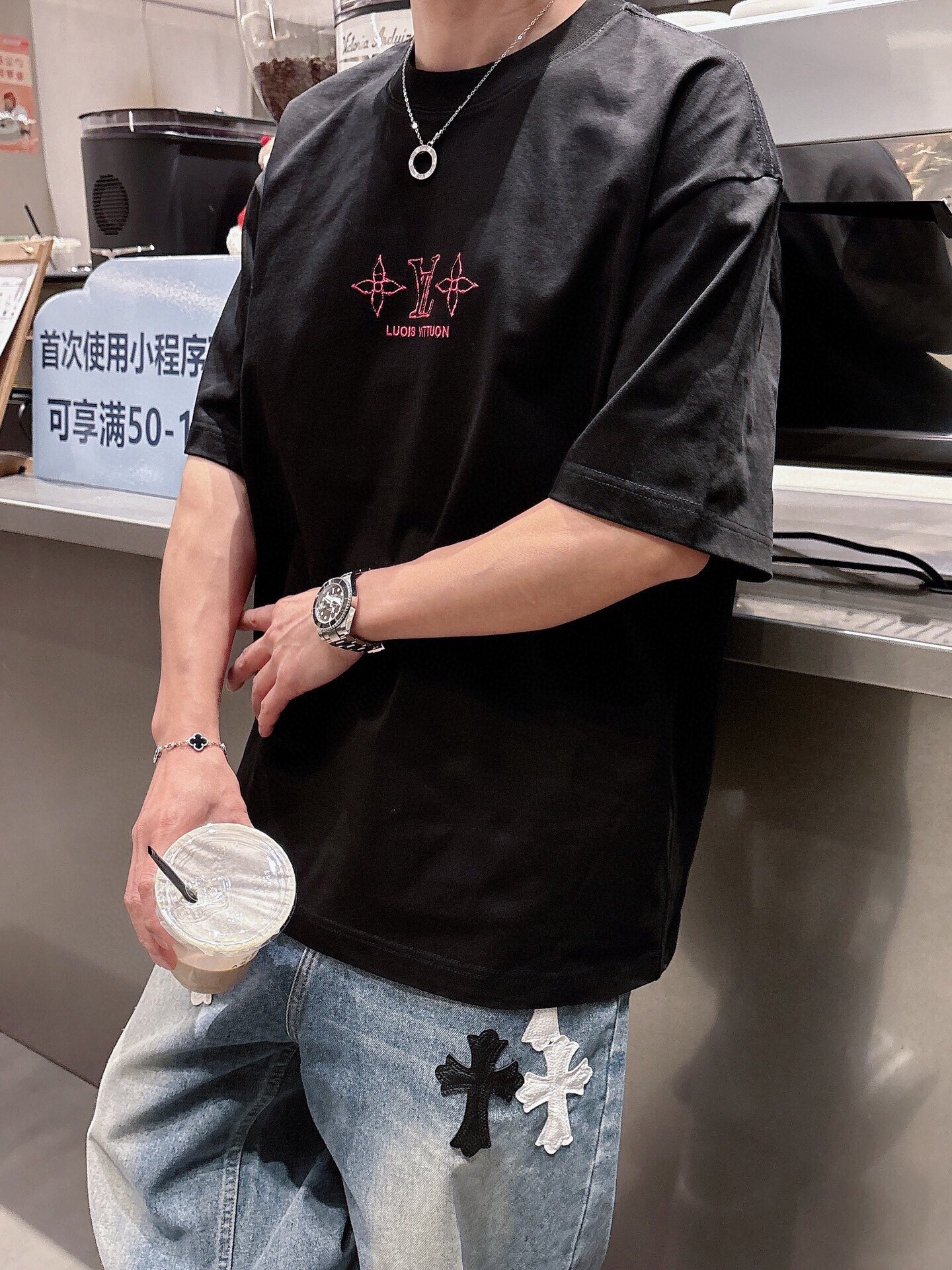 LuxluxHouse Best Quality Clothes T-shirt Louis Vuitton