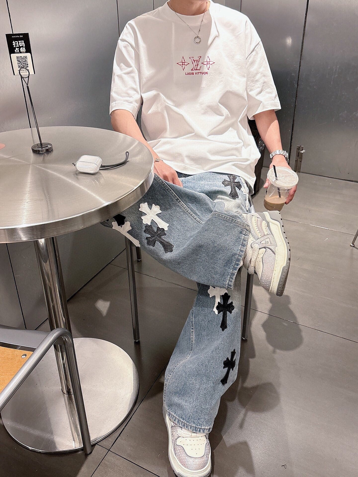 LuxluxHouse Best Quality Clothes T-shirt Louis Vuitton