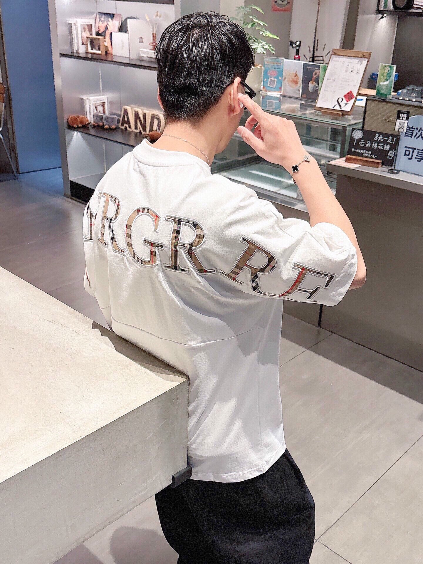 LuxluxHouse Best Quality Clothes Burberry T-shirt