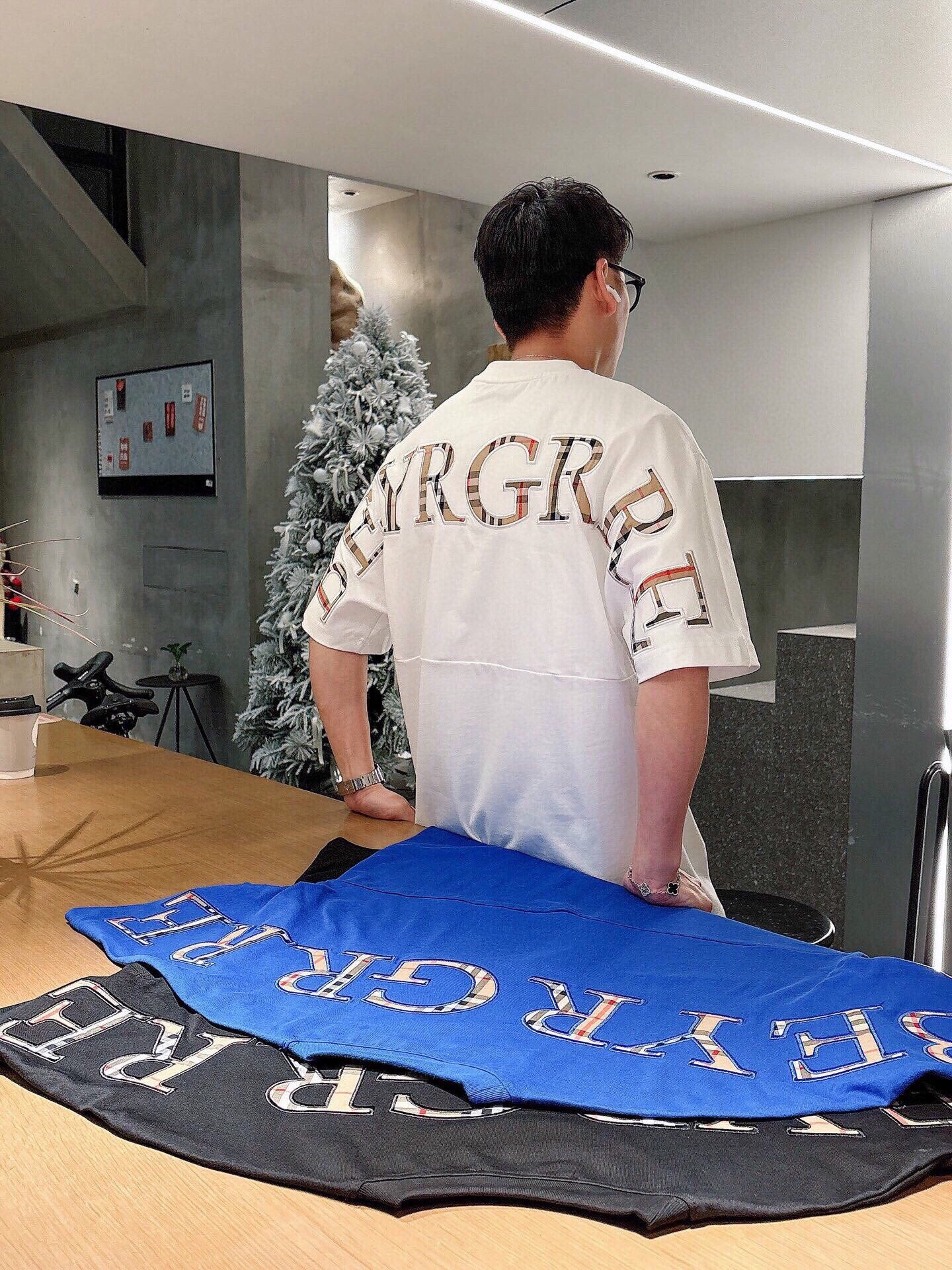 LuxluxHouse Best Quality Clothes Burberry T-shirt