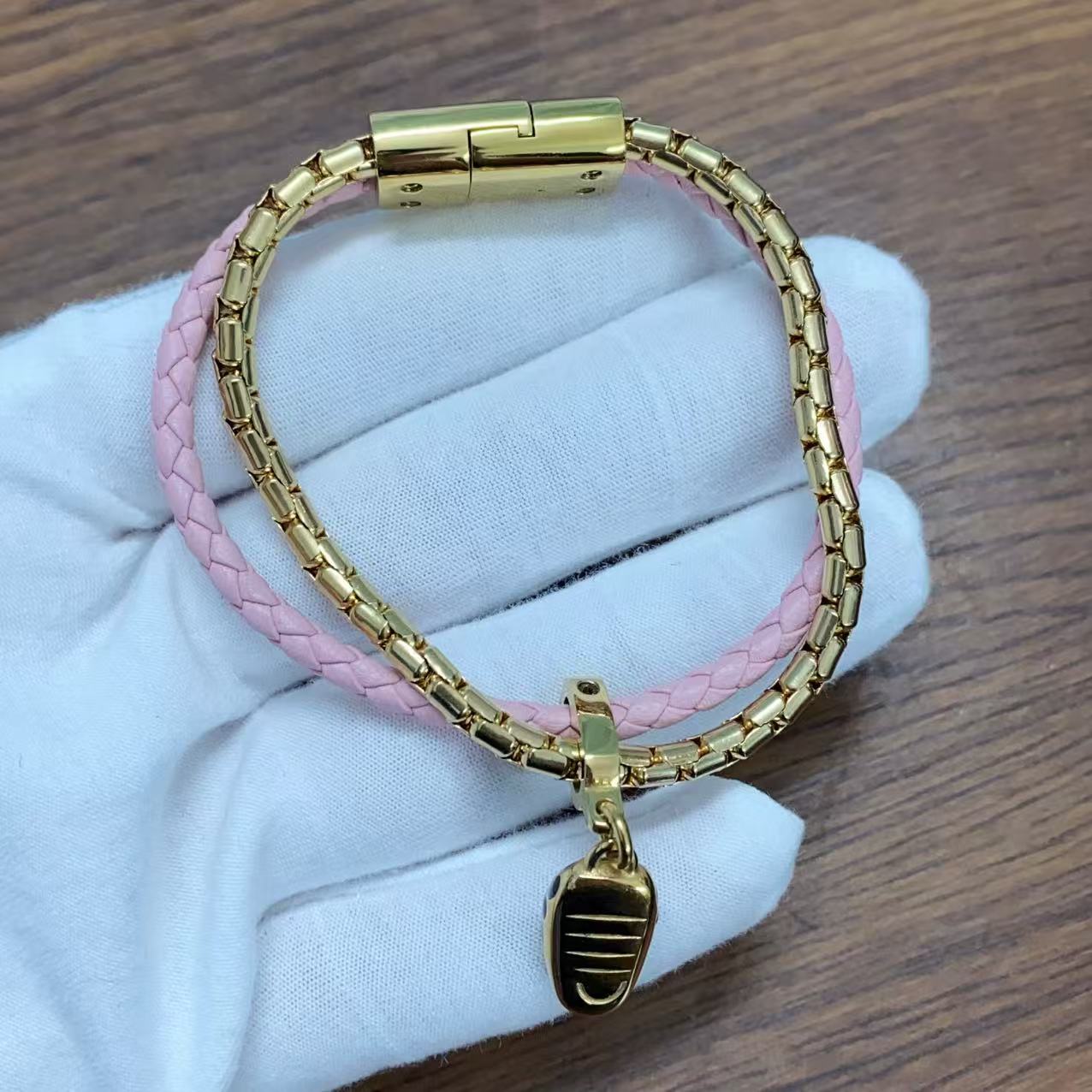 LuxluxHouse Low Price And High Quality Accessories Bvlgari