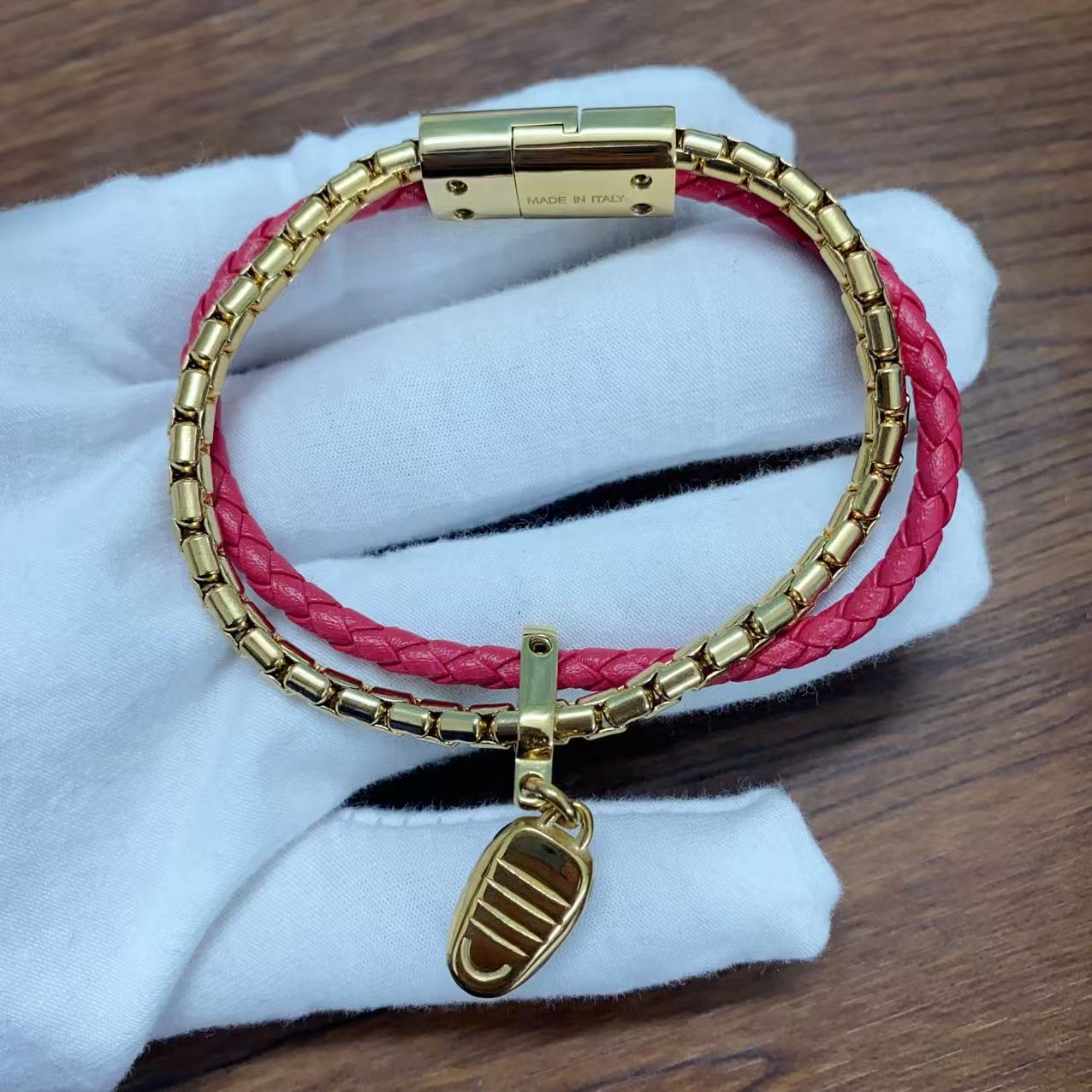 LuxluxHouse Low Price And High Quality Accessories Bvlgari