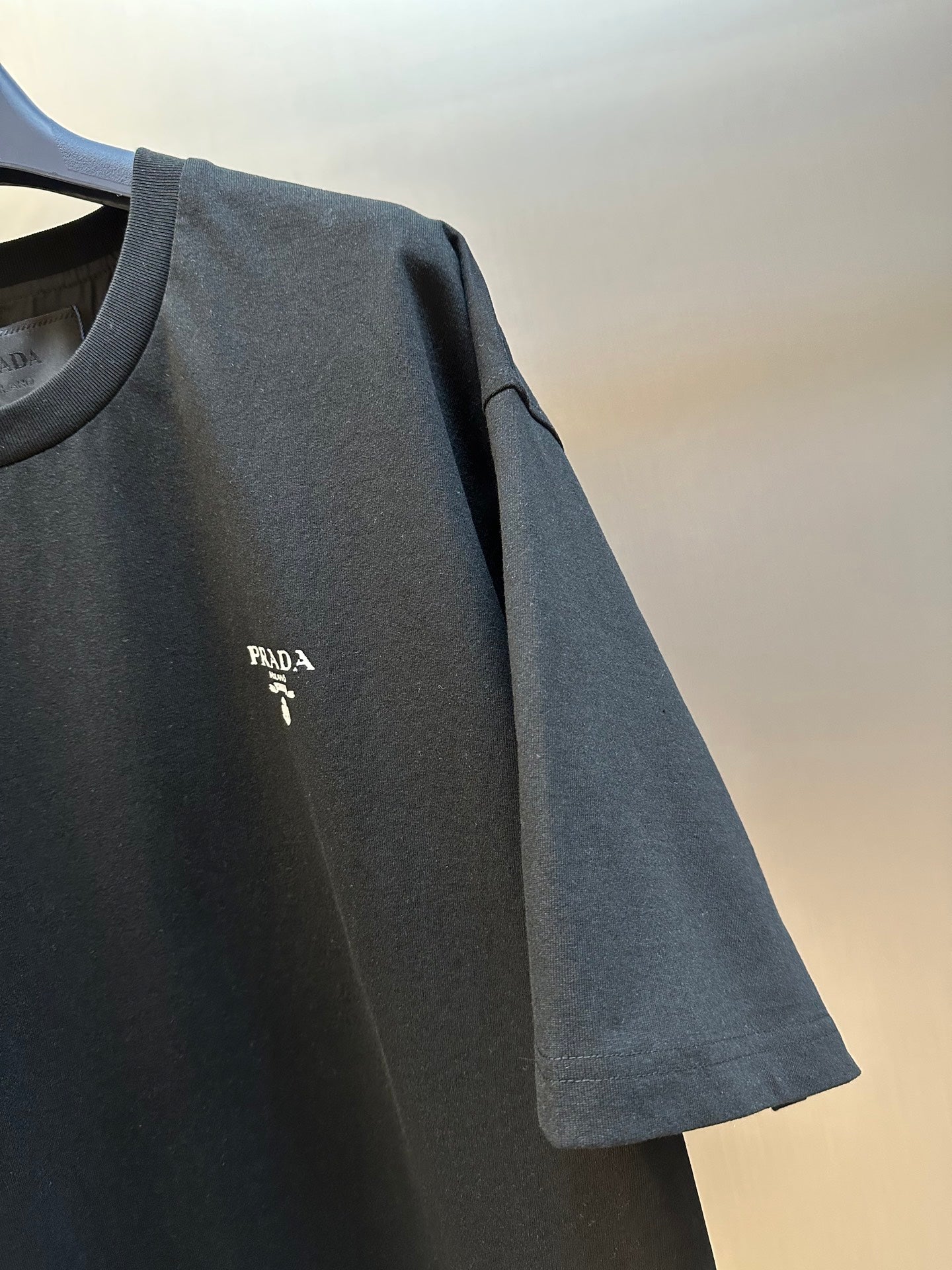 LuxluxHouse Best Quality Clothes T-shirt Prada