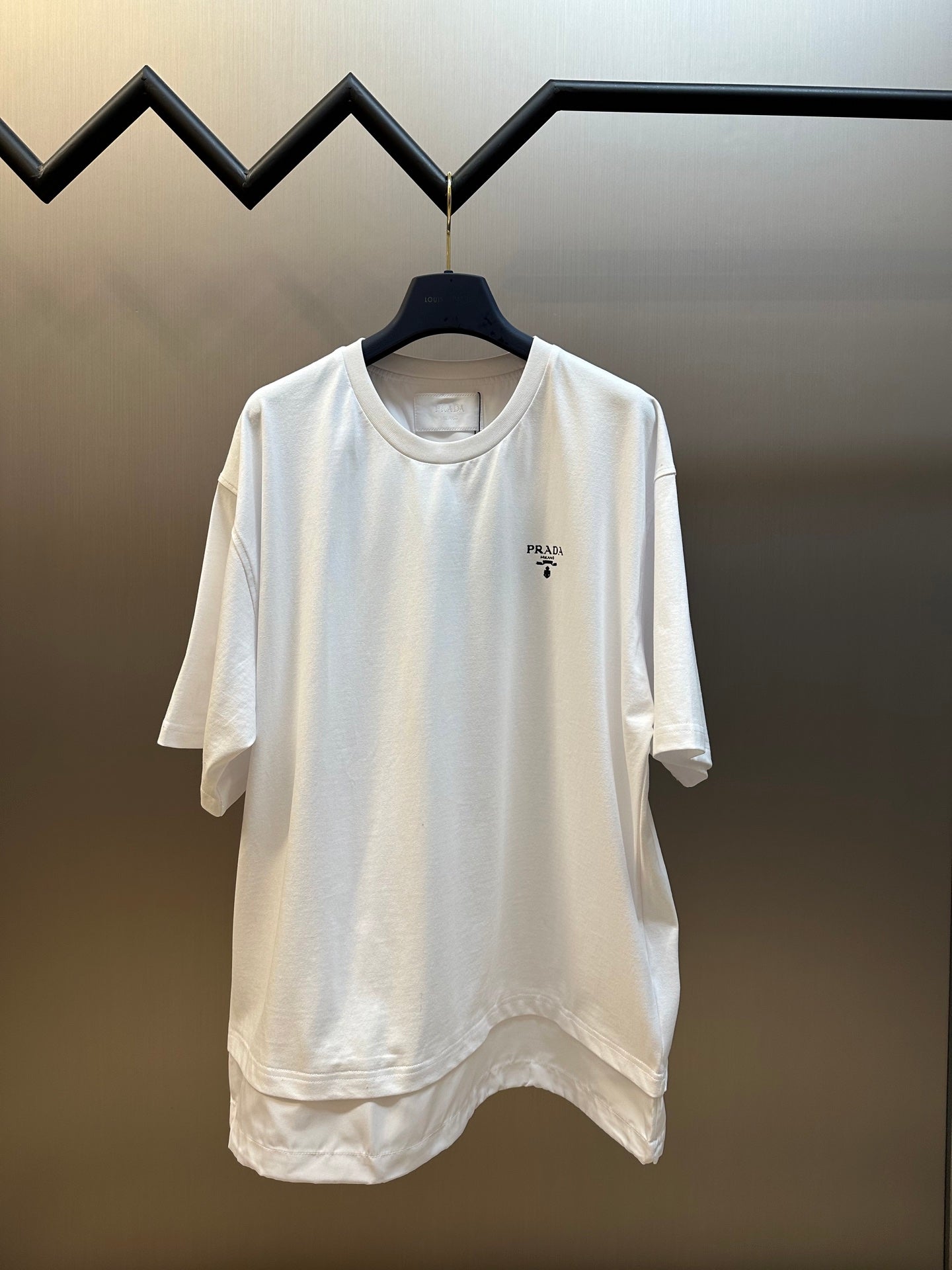 LuxluxHouse Best Quality Clothes T-shirt Prada